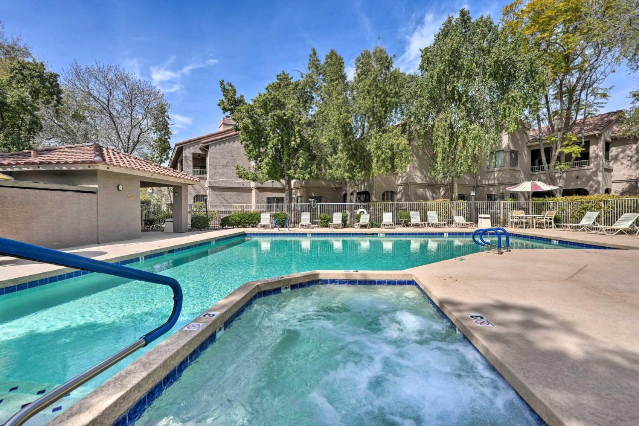 Pool, Hot Tub And Grill Access! *