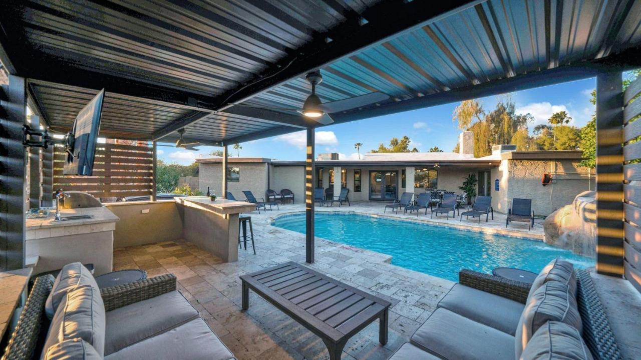 Gray Scottsdale