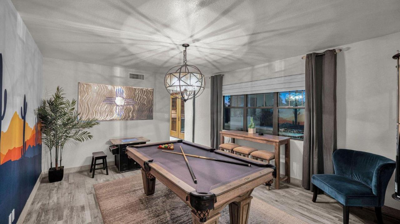 Gray Holiday home Scottsdale