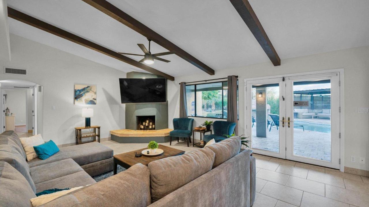 Gray Scottsdale