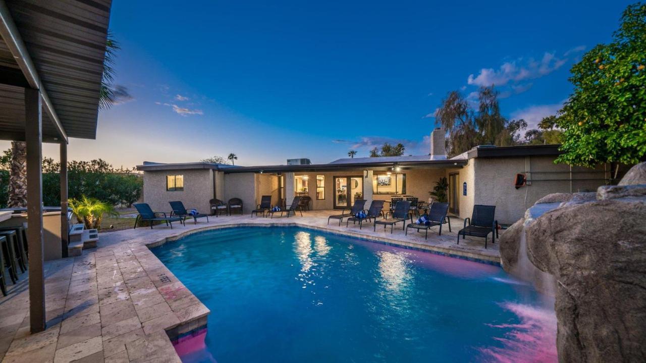 Gray Holiday home Scottsdale