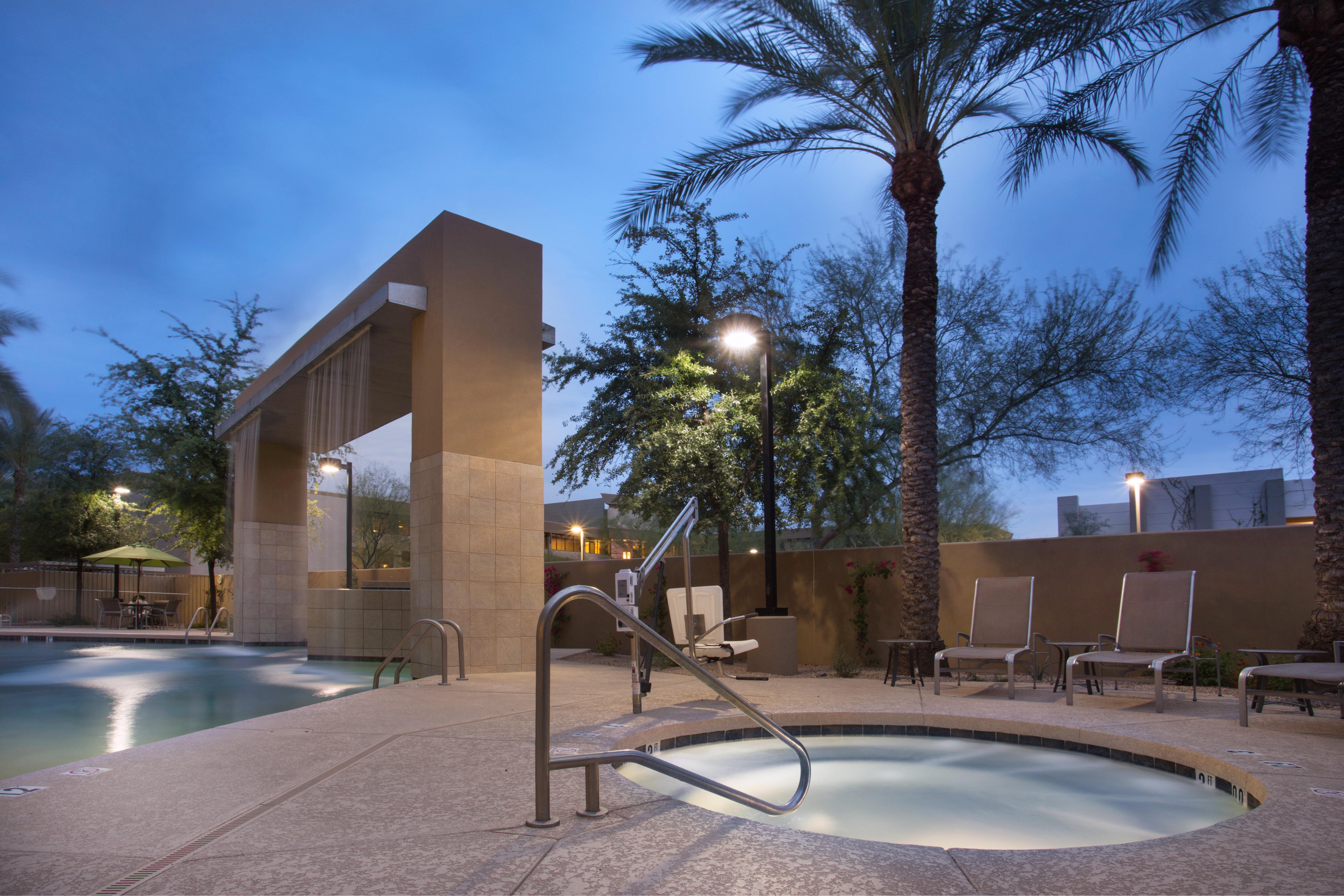 Hotel North- Airpark By Ihg