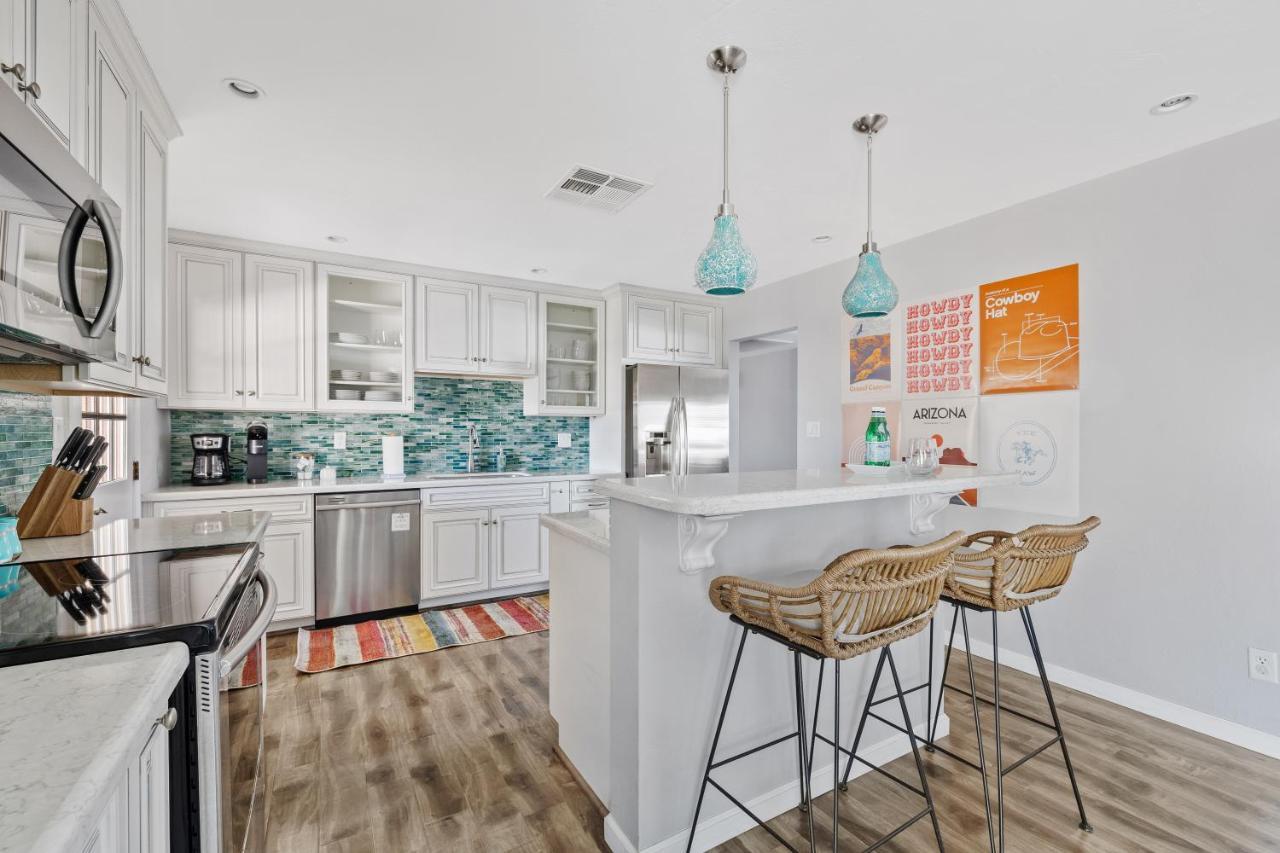 Southwestern Style Near Old Town Holiday home