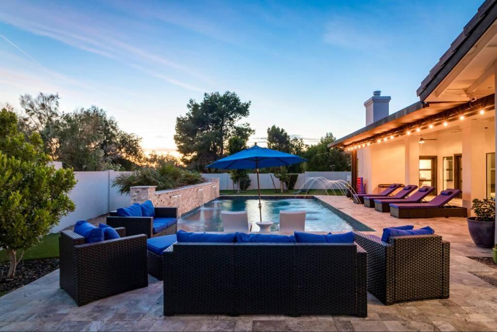 7 Bed Heated Pool And Golf Apartment *
