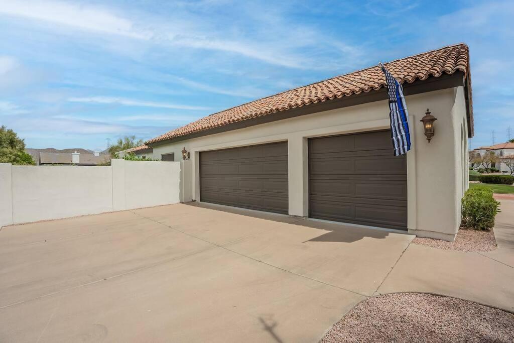 Stunning 5 Bed Luxury Oasis Heated Pool Hot Tub Scottsdale
