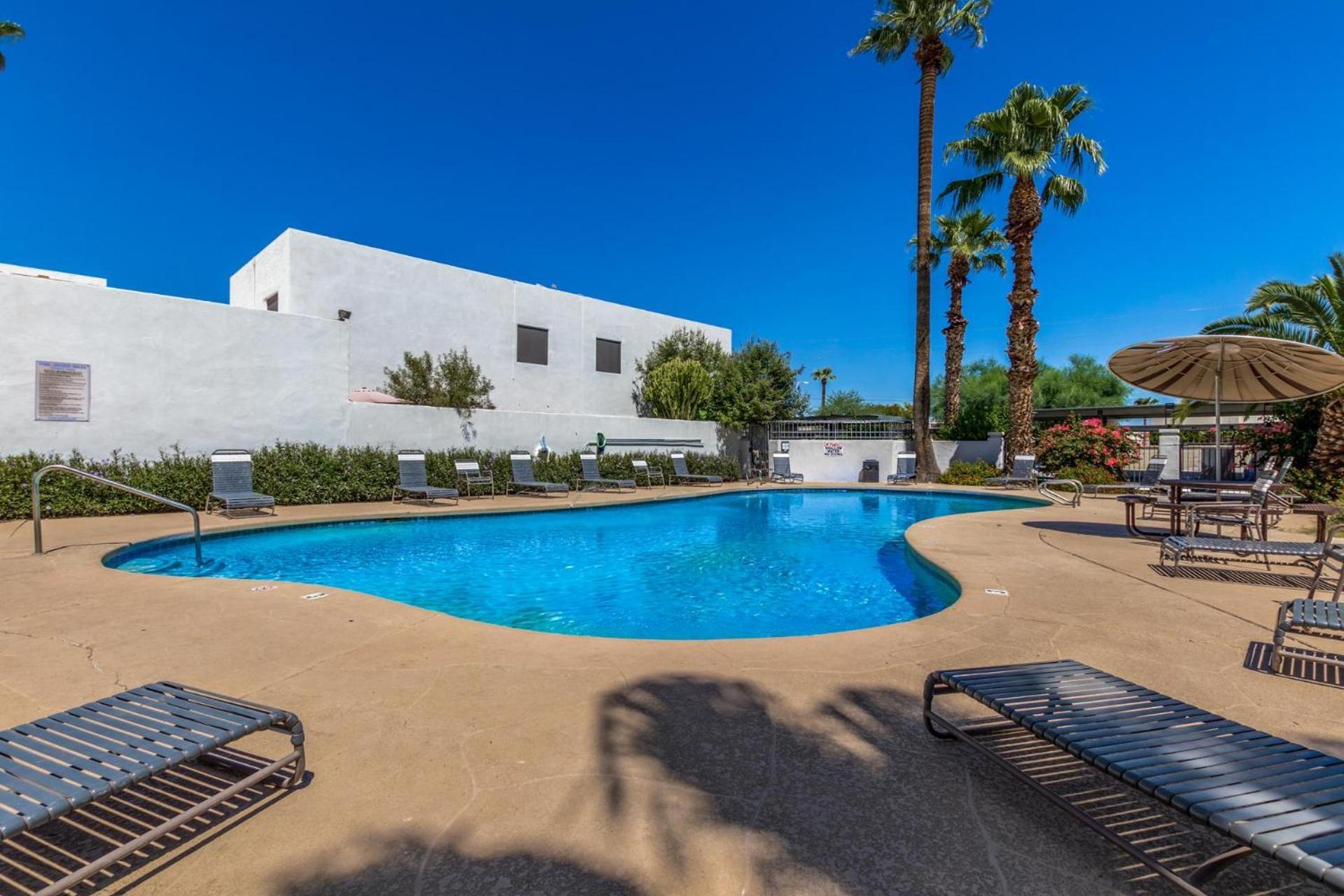 Blue Abode - Old Town - Pool &bbq Grill Holiday home Scottsdale