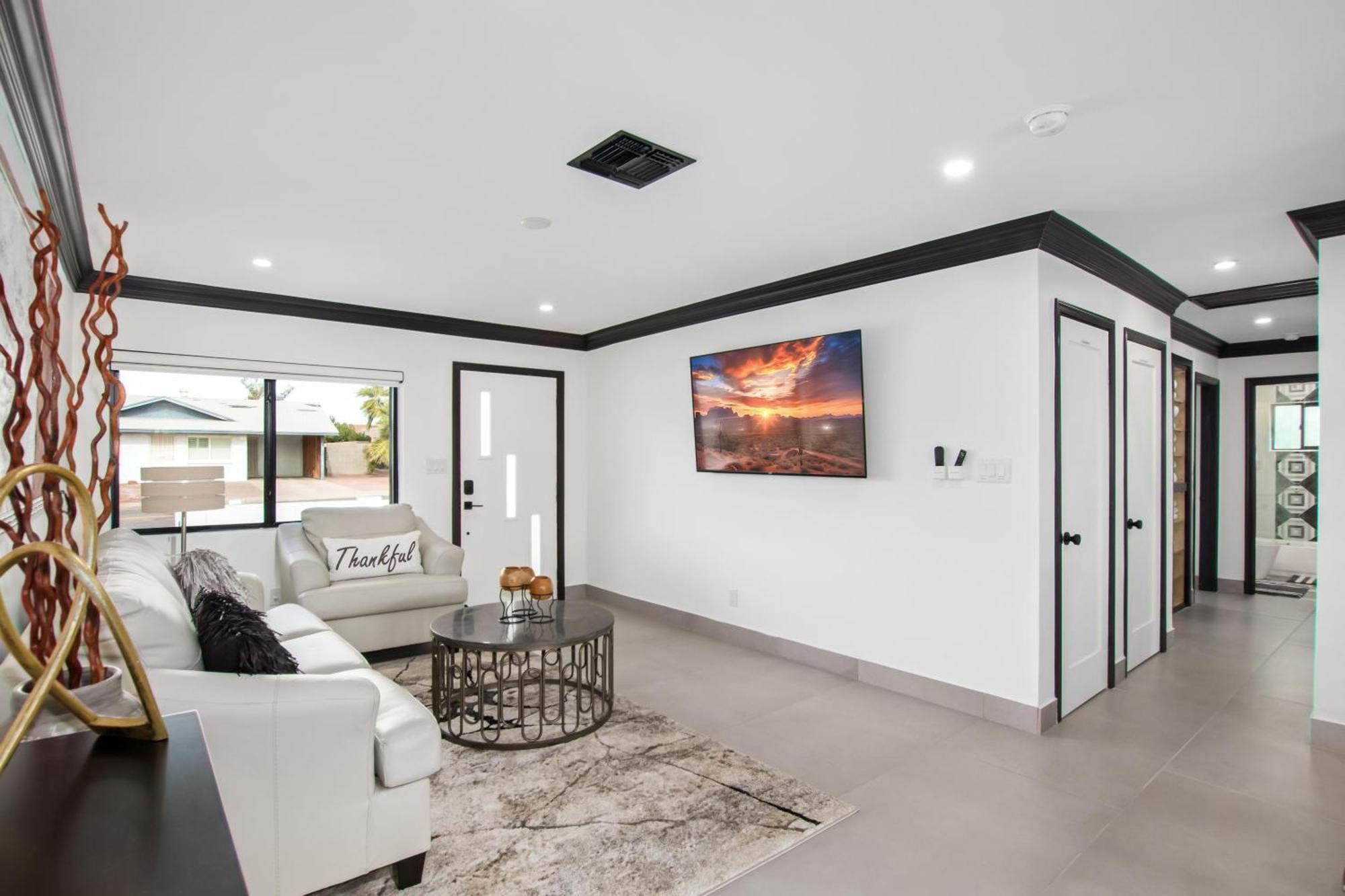 Modern Roose-private Pool-in Old Town Holiday home *