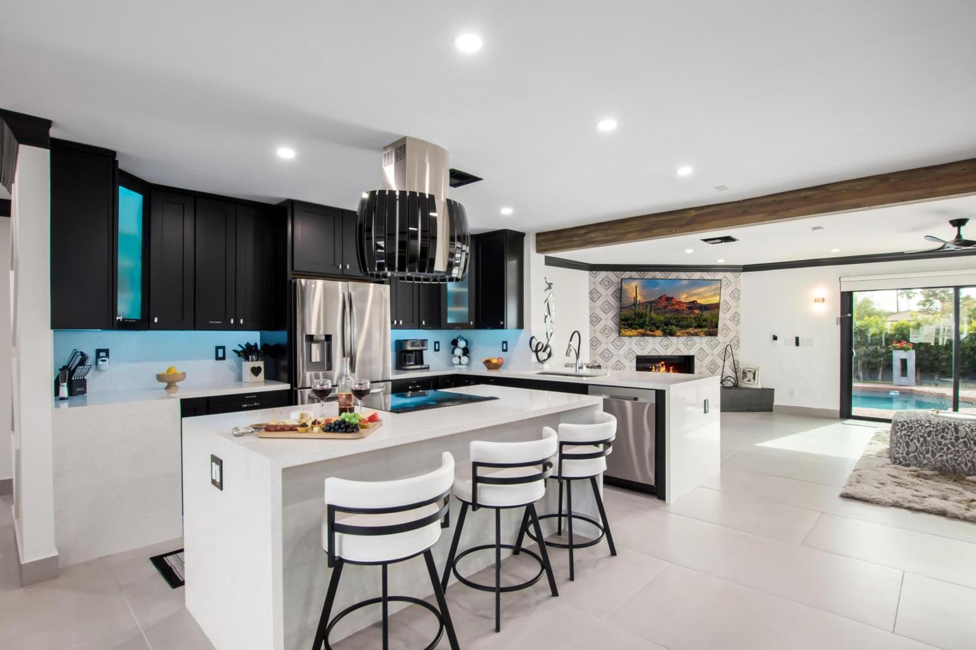 Modern Roose-private Pool-in Old Town