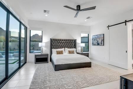 Sereno Canyon Holiday home *