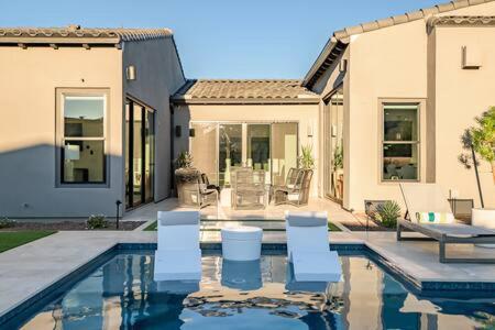 Sereno Canyon Holiday home