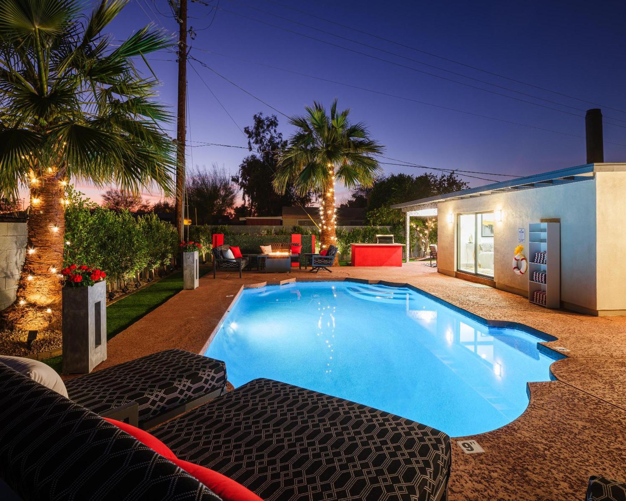 Modern Roose-private Pool-in Old Town Holiday home