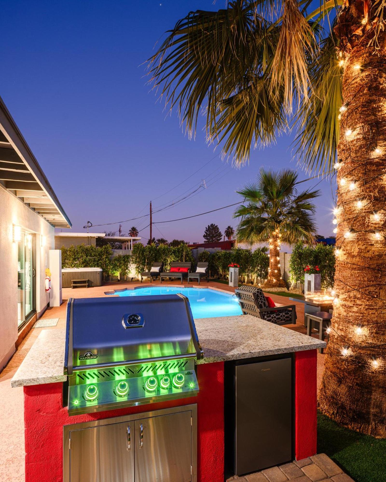 Modern Roose-private Pool-in Old Town *