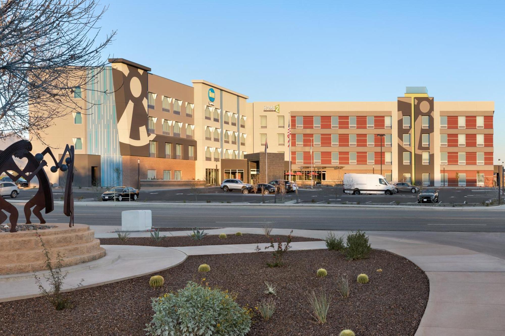 Tru By Hilton Salt River Hotel Scottsdale
