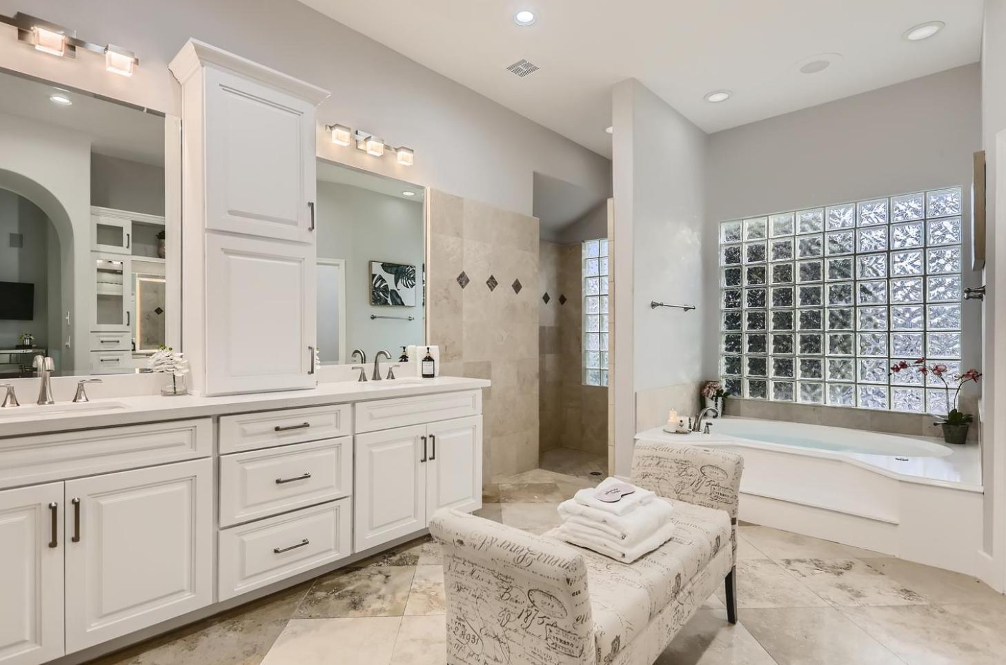 Caesar's Bliss Holiday home Scottsdale