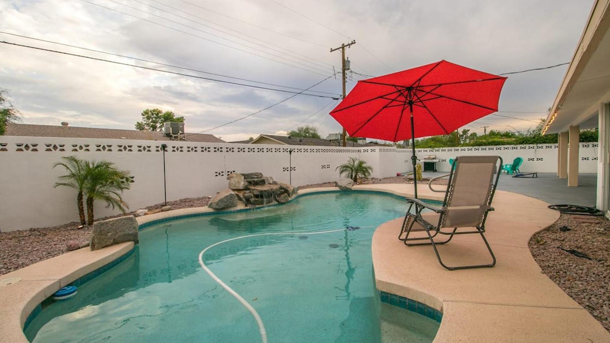 Modern Chic Old Town Wpool & Gym Holiday home Scottsdale