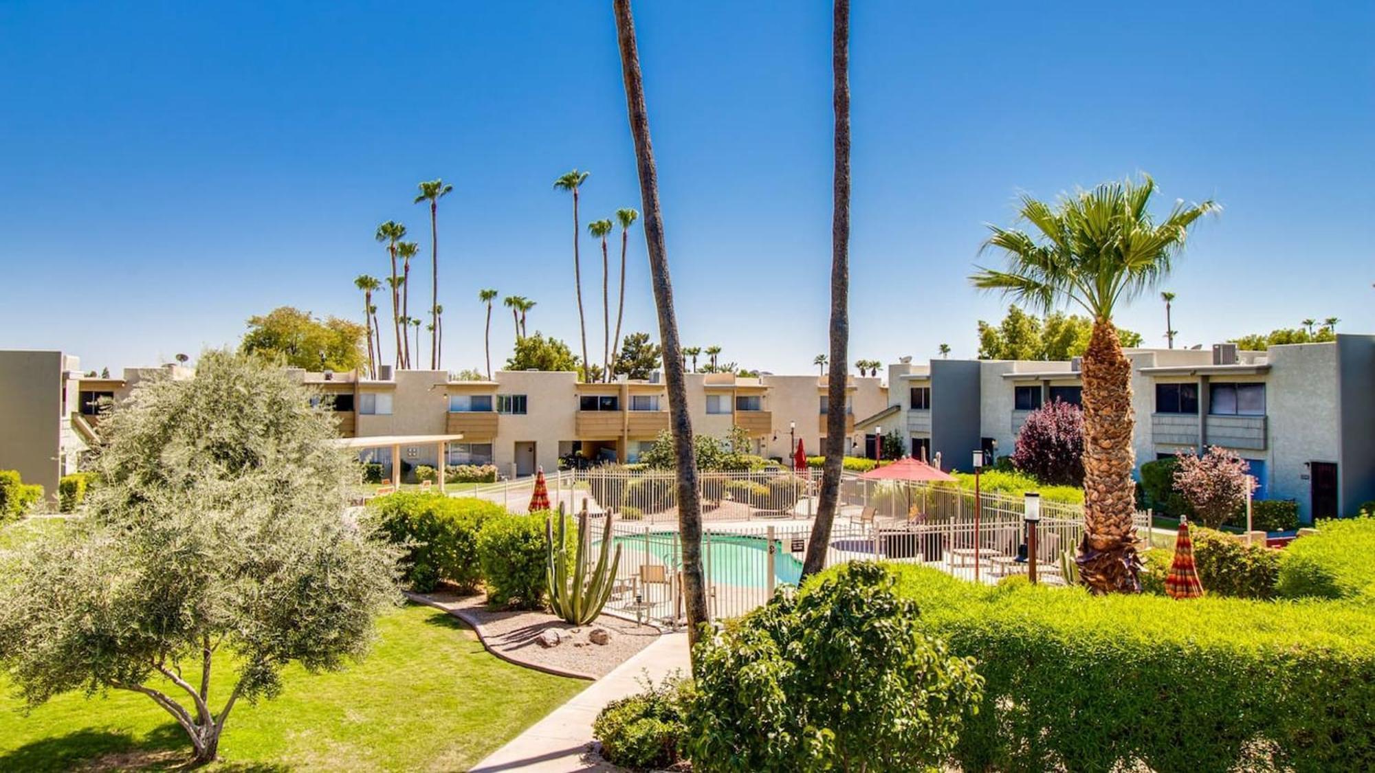 Contemporary In Hub Of Old Town * Scottsdale