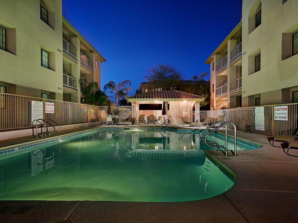 Apartment Vacation *