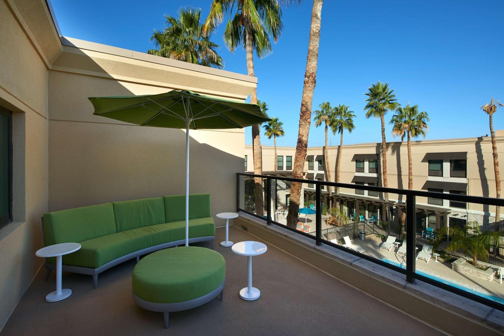 Hotel Hampton & On Shea Blvd
