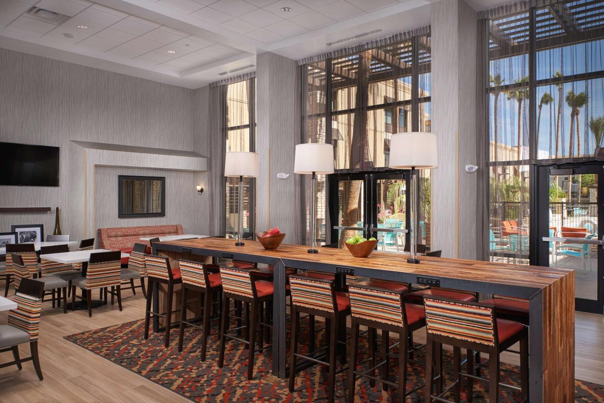 Hampton & On Shea Blvd Hotel Scottsdale