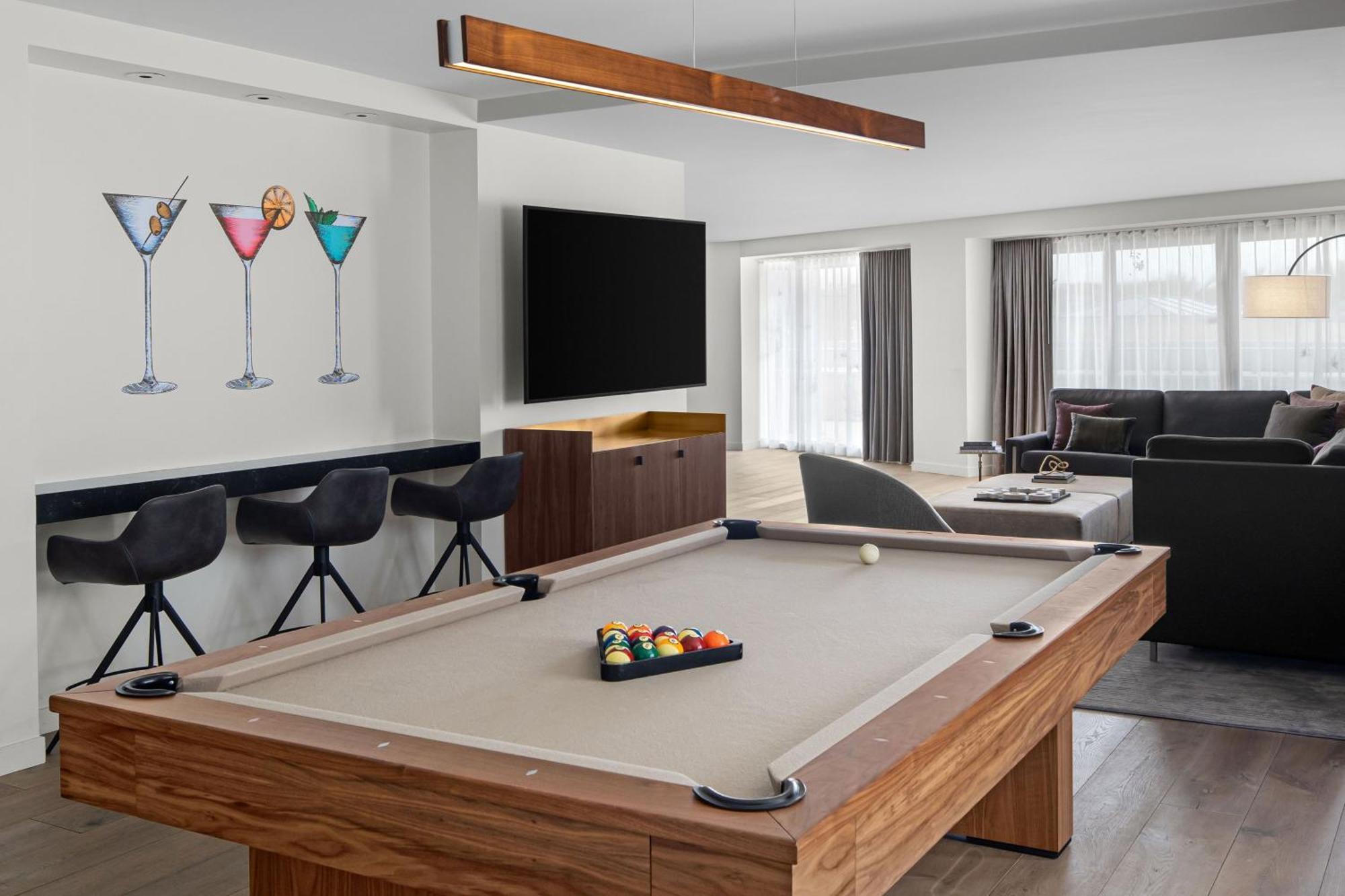 Hotel W 4*
