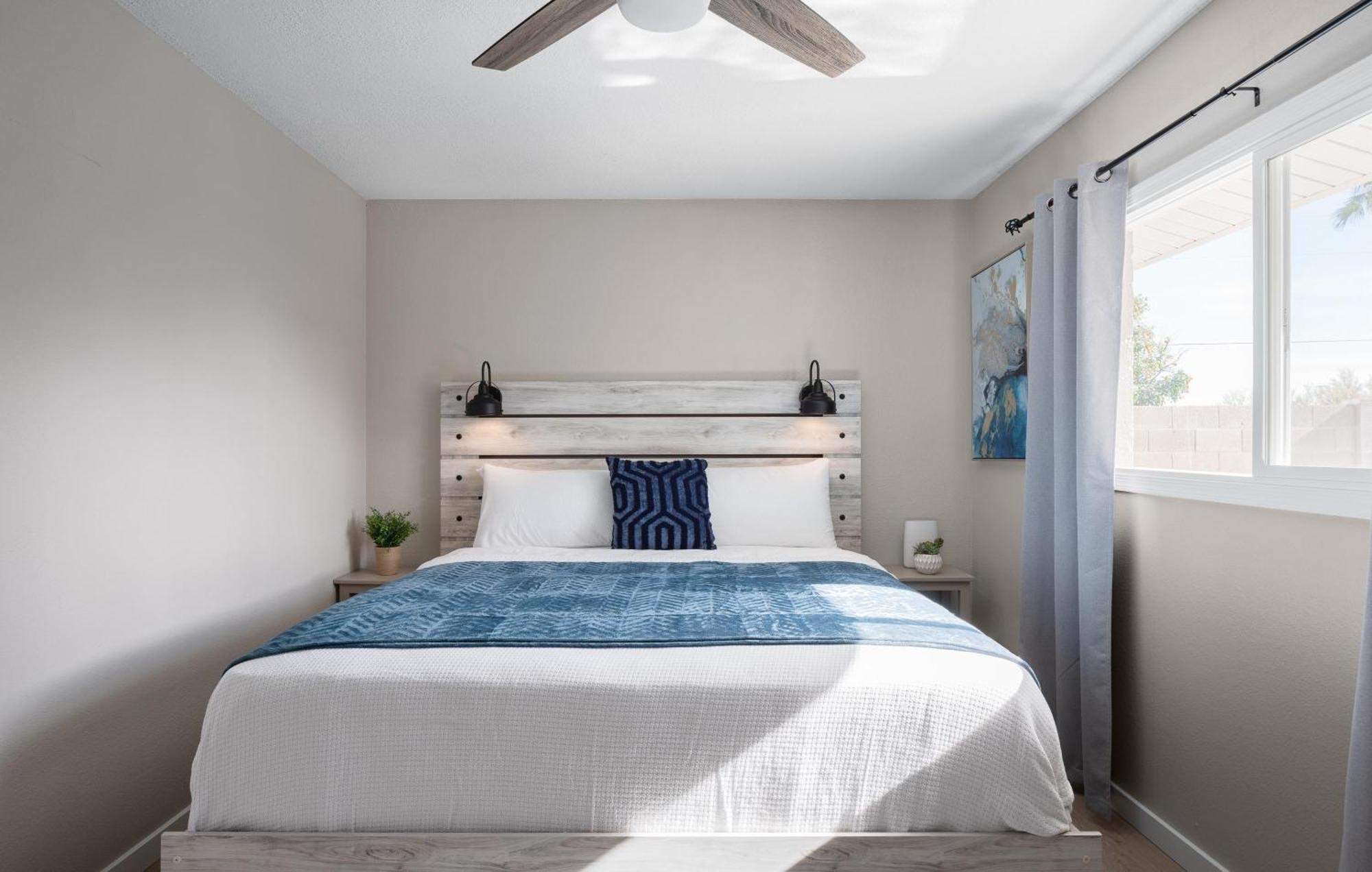 Blue Tides Getaway - Private Pool & Fire Pit Holiday home