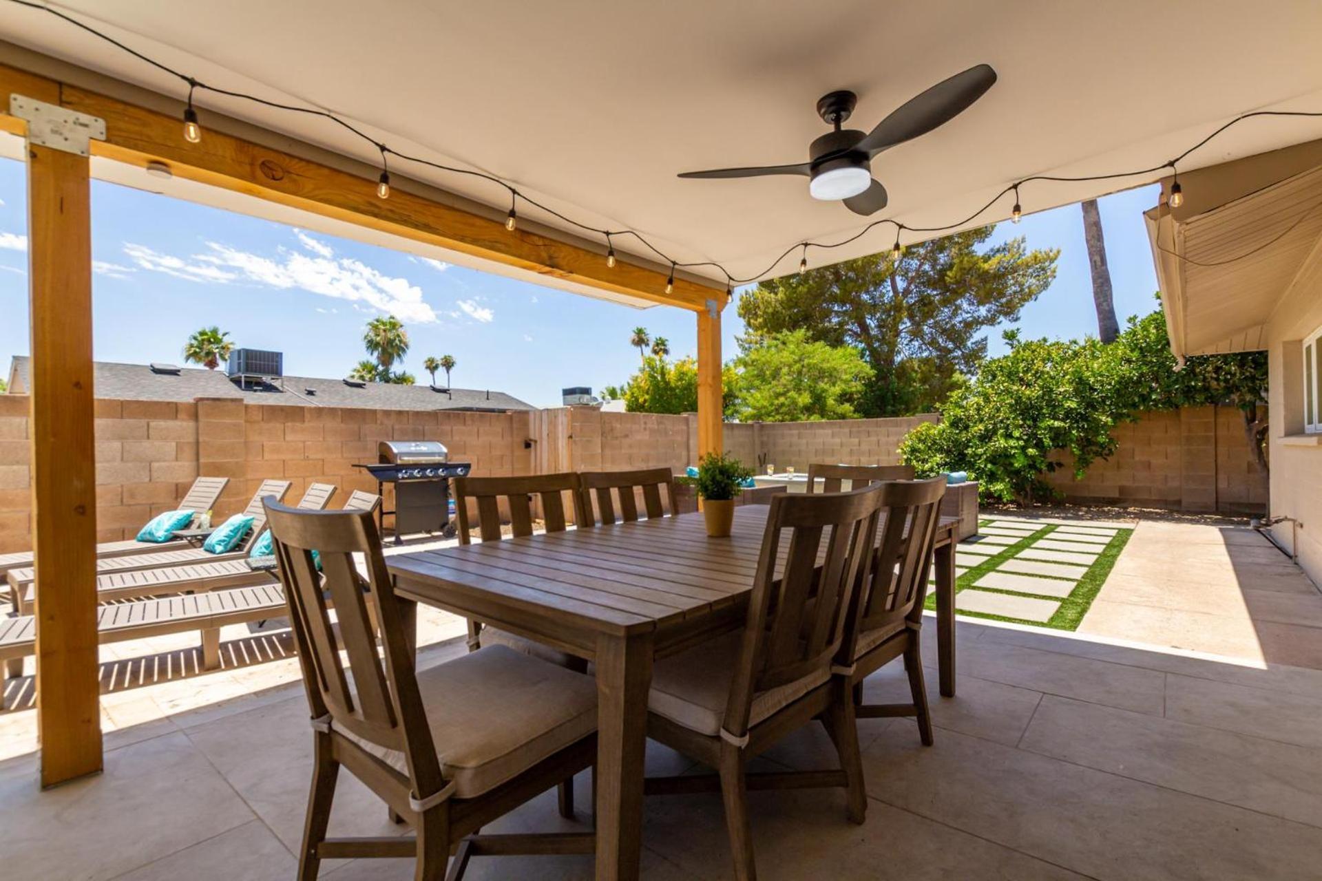 Blue Tides Getaway - Private Pool & Fire Pit * Scottsdale