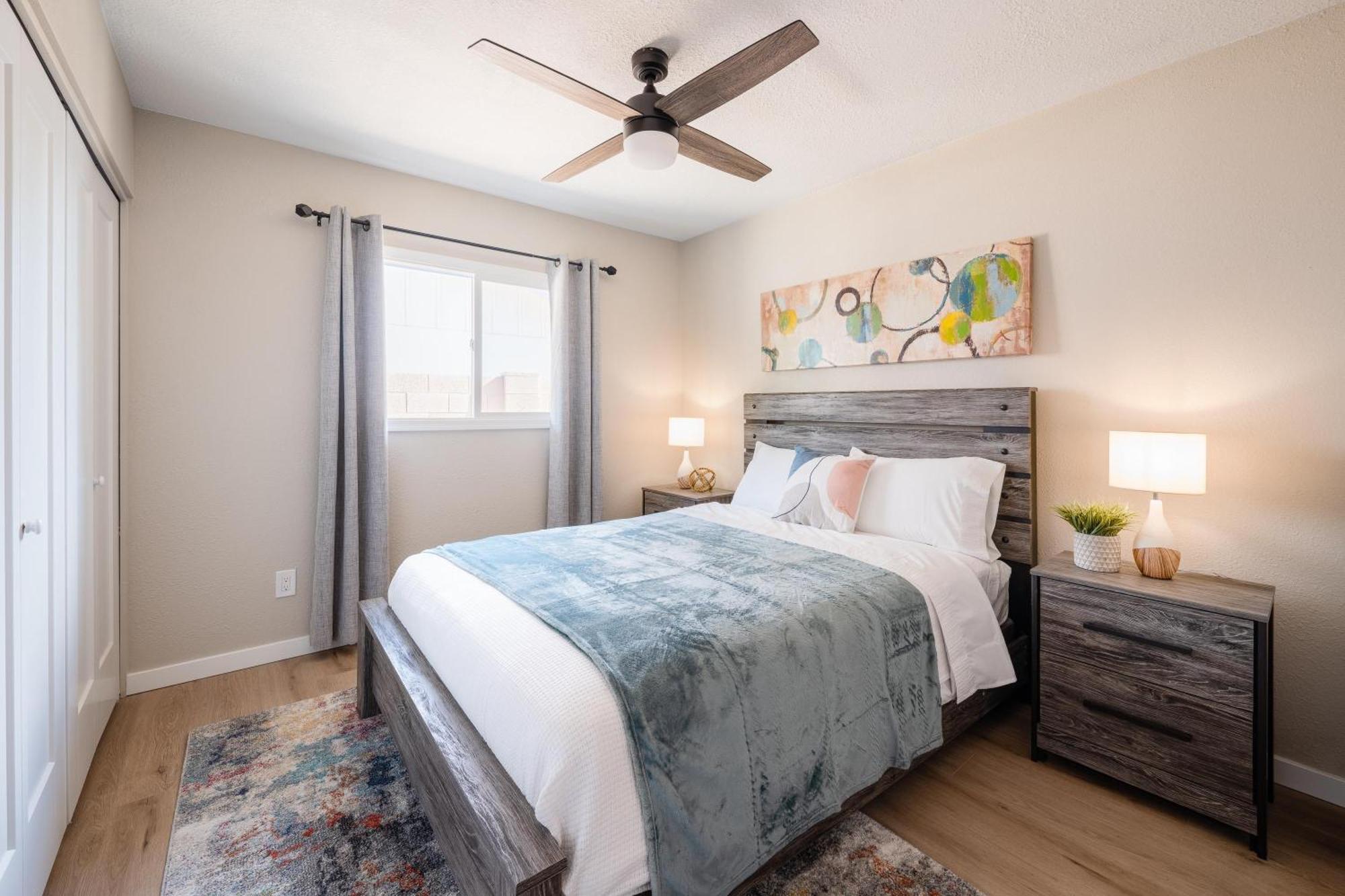 Blue Tides Getaway - Private Pool & Fire Pit Holiday home *