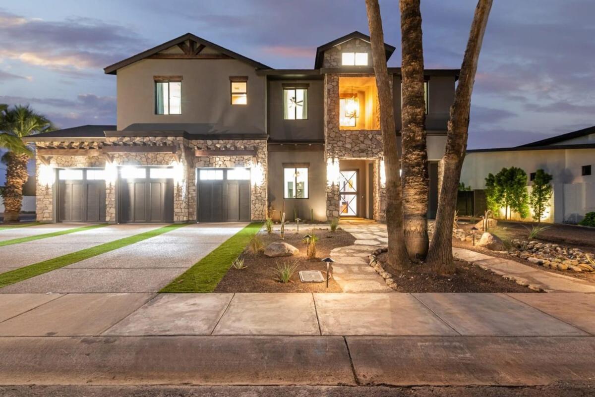 Holiday home Stonewood Villa-ultralux 6br-5 Showers-htd Pool Scottsdale