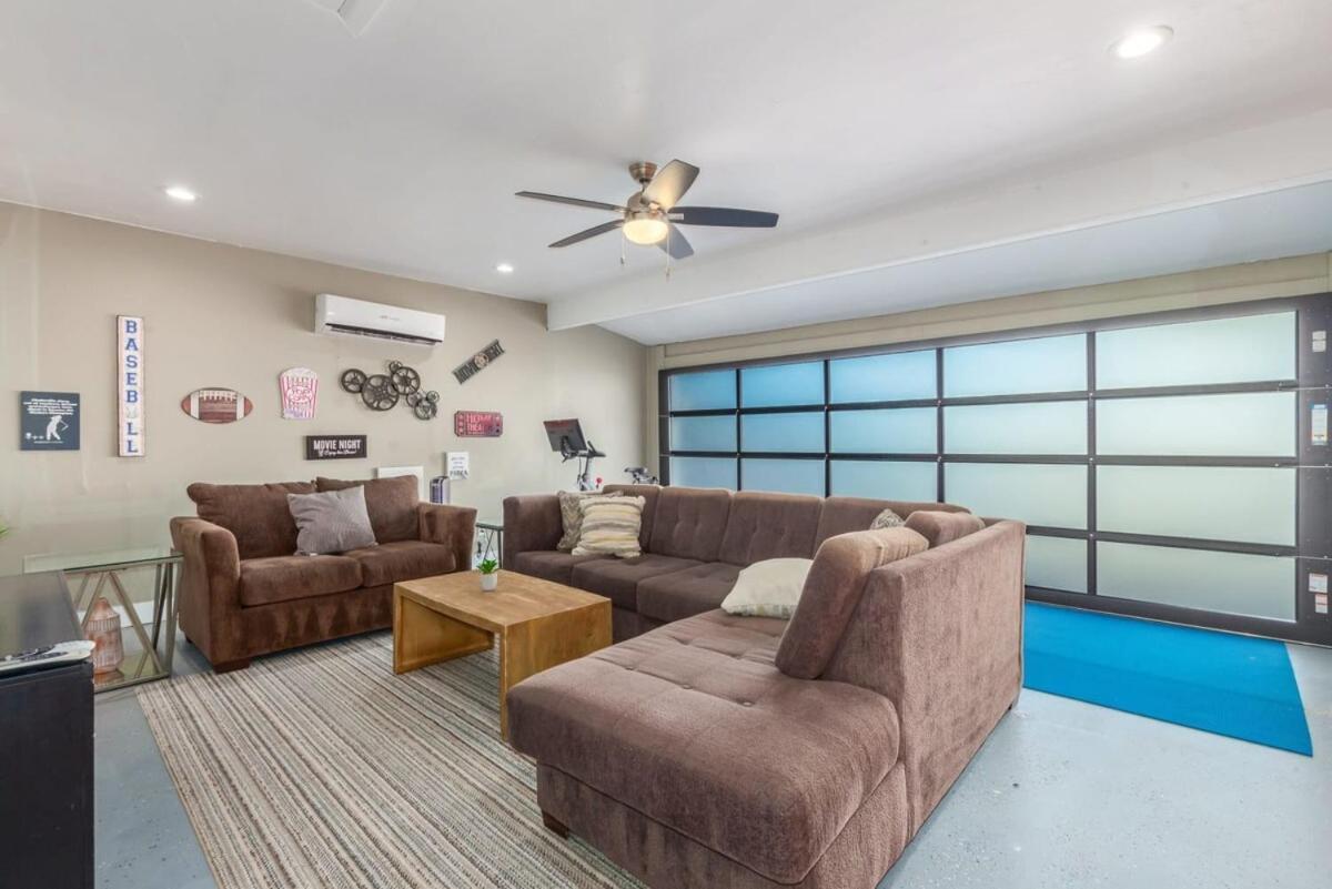 Holiday home Old Town Family Retreat-free Heated Pool-spa-putt Grn-gym *