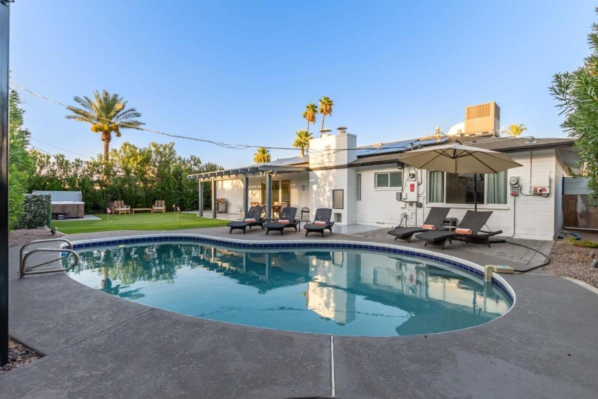 Holiday home Old Town Family Retreat-free Heated Pool-spa-putt Grn-gym