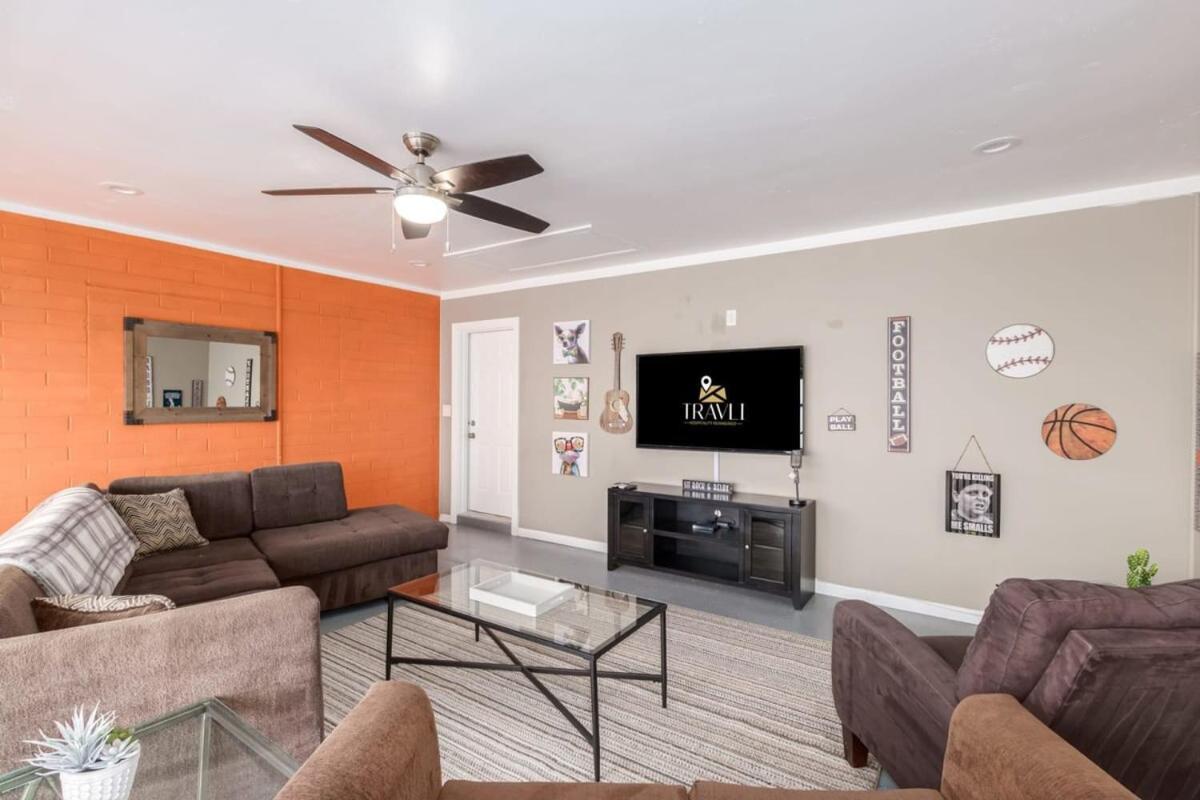 Holiday home Old Town Family Retreat-free Heated Pool-spa-putt Grn-gym