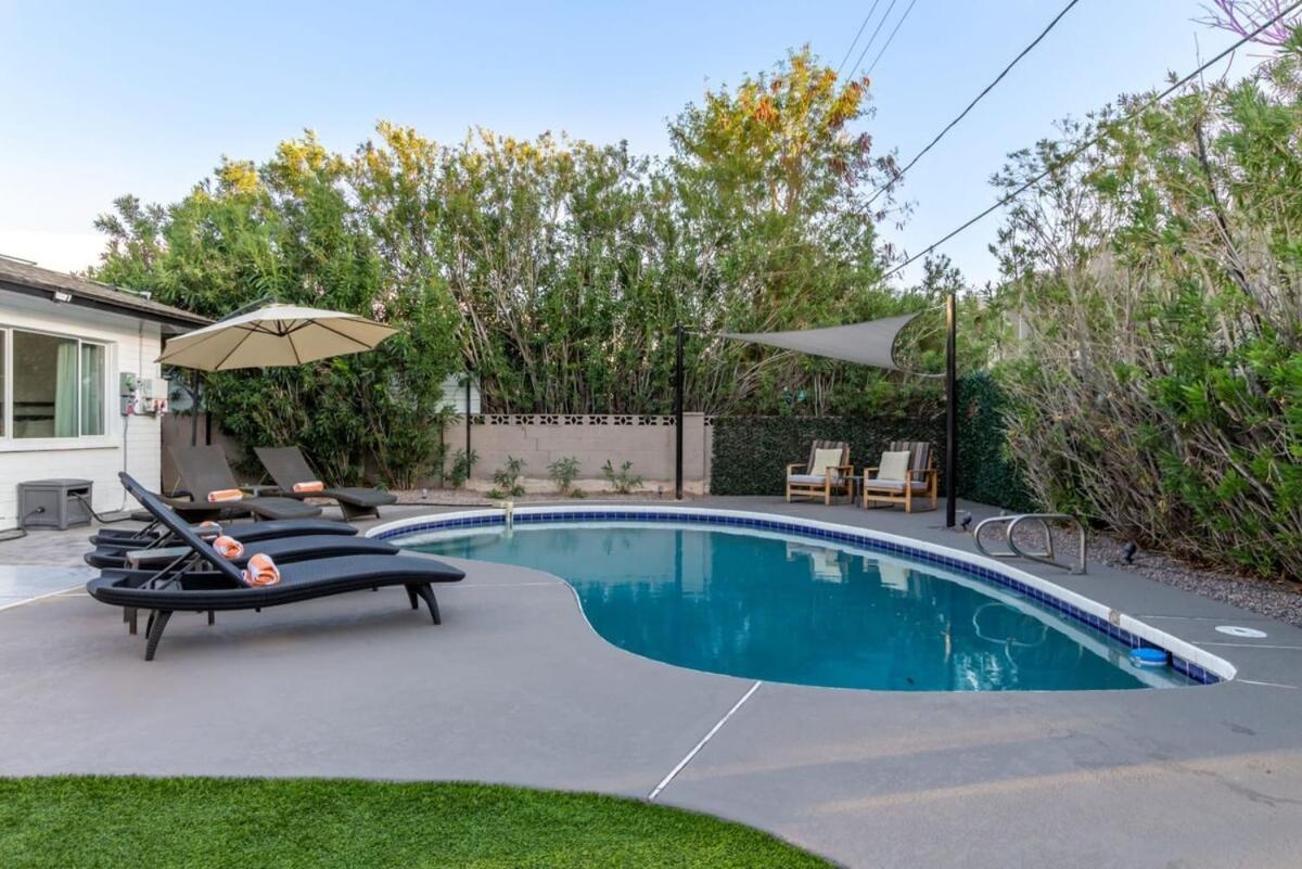 Old Town Family Retreat-free Heated Pool-spa-putt Grn-gym * Scottsdale