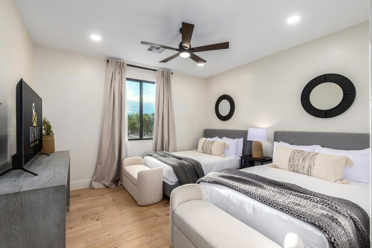 Holiday home Stonewood Villa-ultralux 6br-5 Showers-htd Pool *