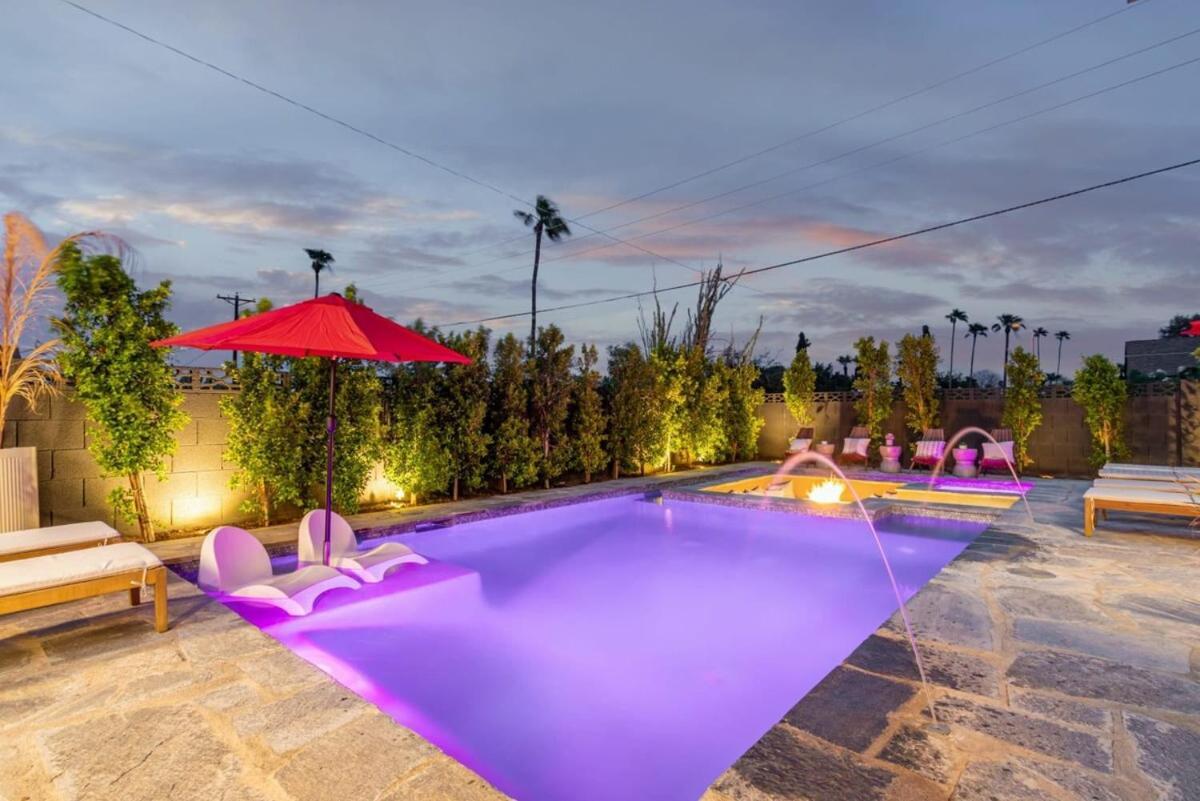 Stonewood Villa-ultralux 6br-5 Showers-htd Pool Holiday home Scottsdale