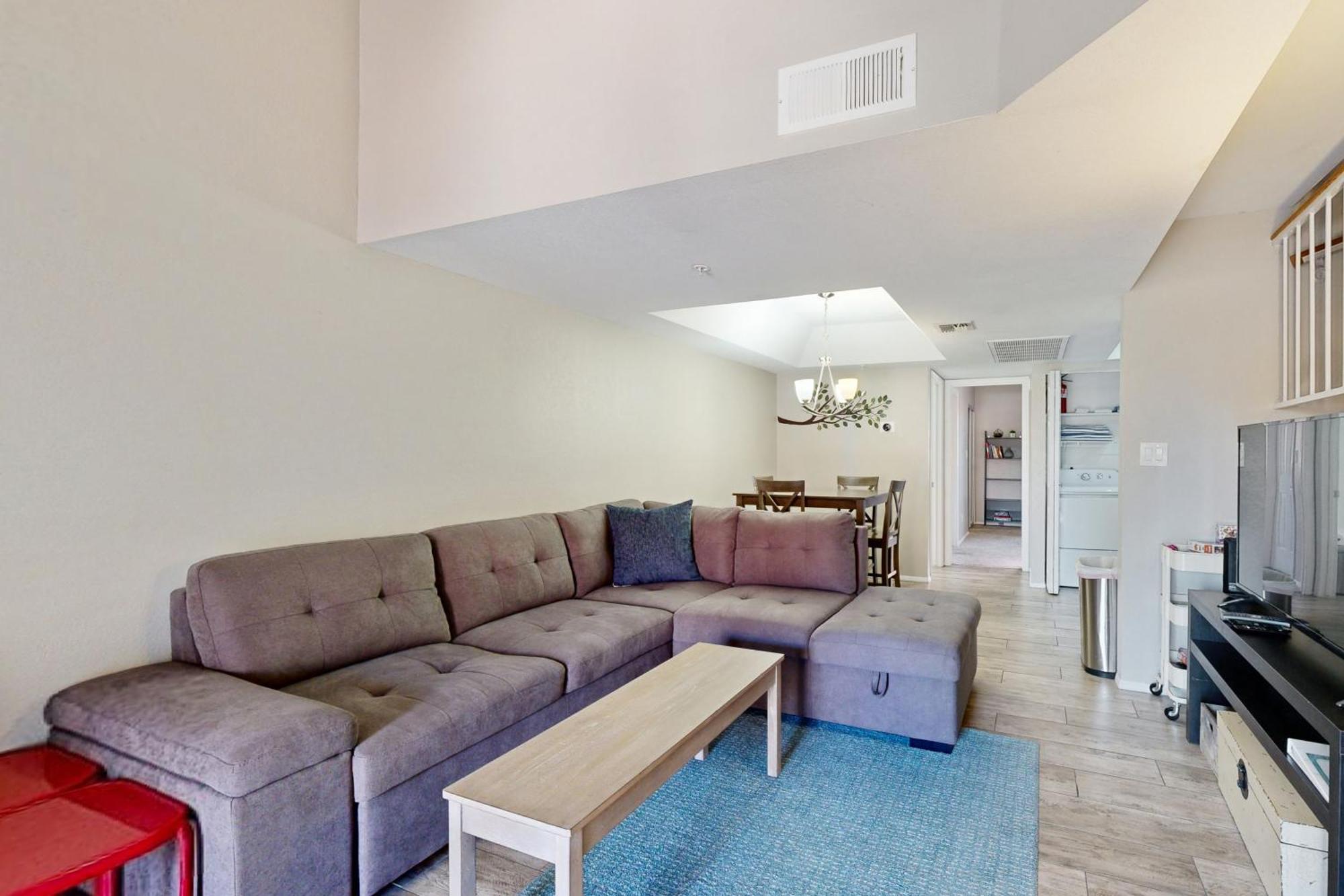 Apartment Modern South