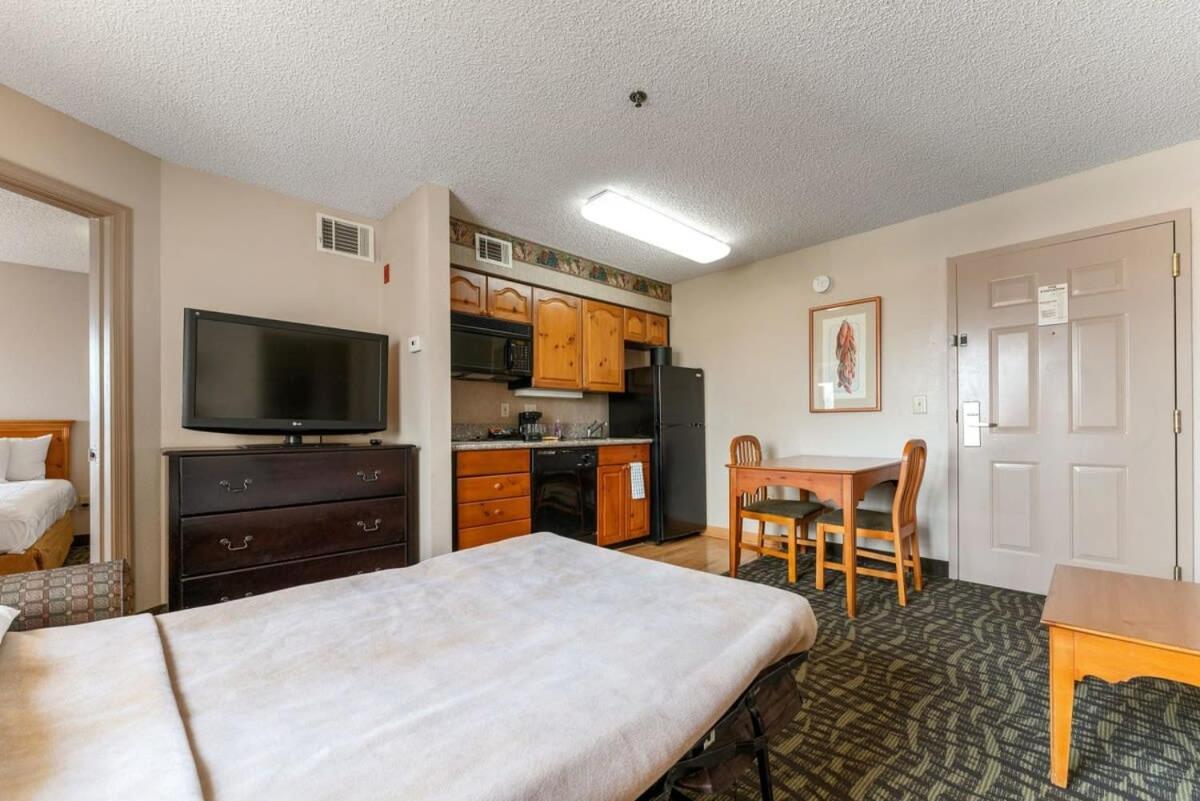2 Bd 2 Ba Furnished 4 Full Beds * Scottsdale