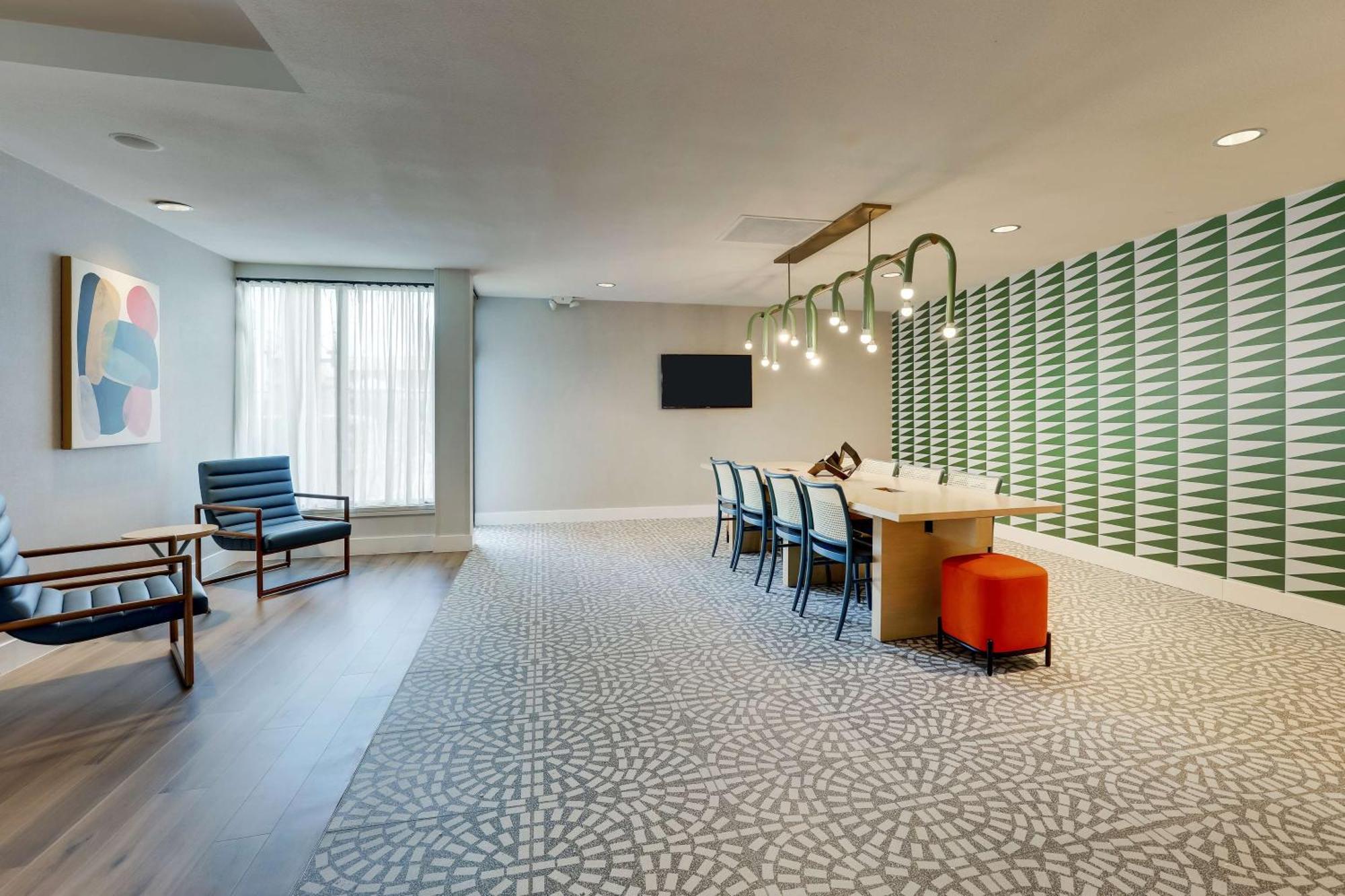 Sonesta Select At Mayo Clinic Campus Hotel