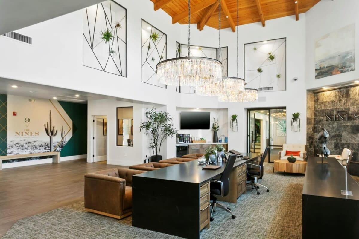 Apartment 2br Cozysuites At Kierland Commons With Pool #05 Scottsdale