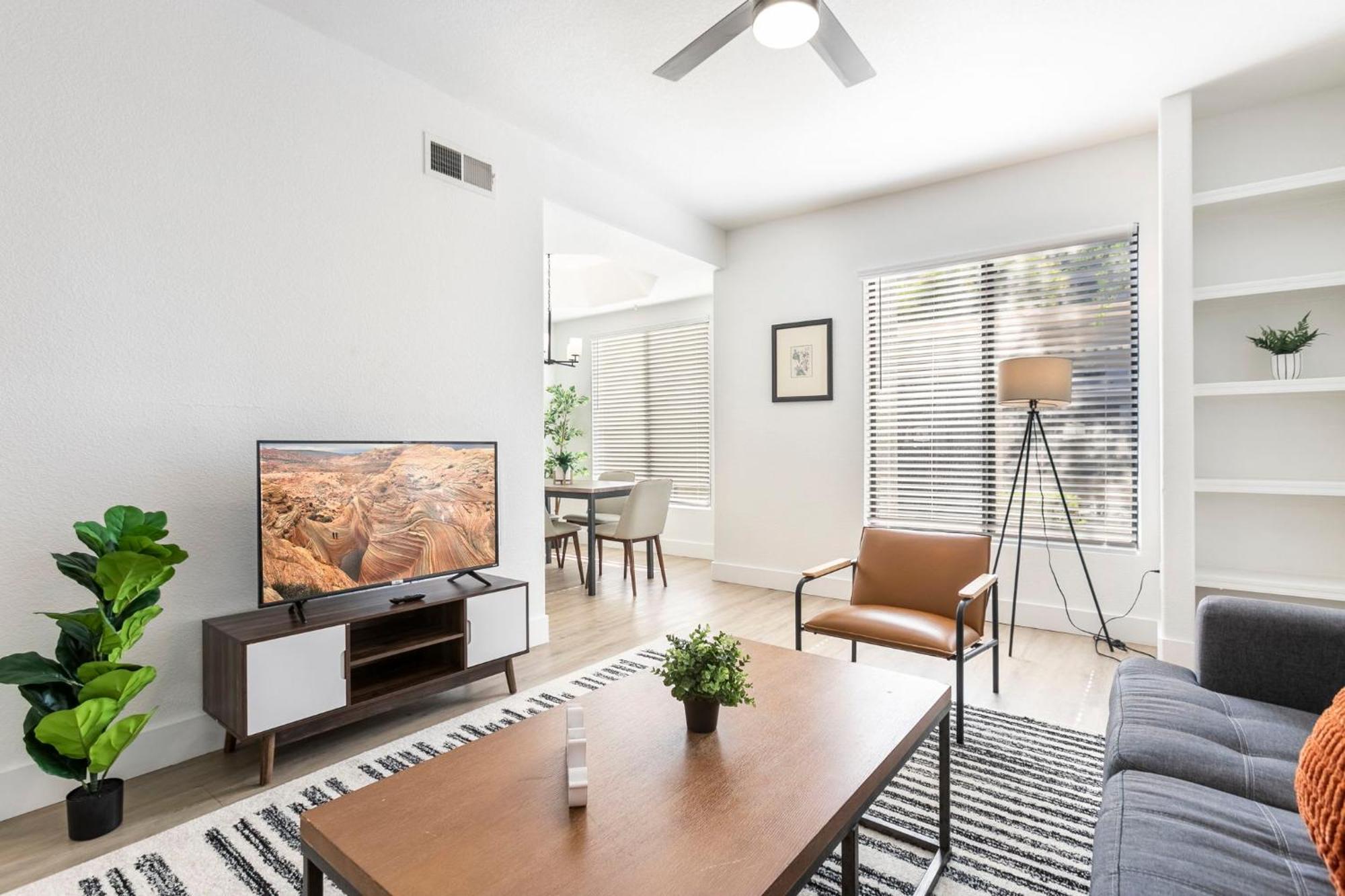 2br Cozysuites At Kierland Commons With Pool #04 * Scottsdale