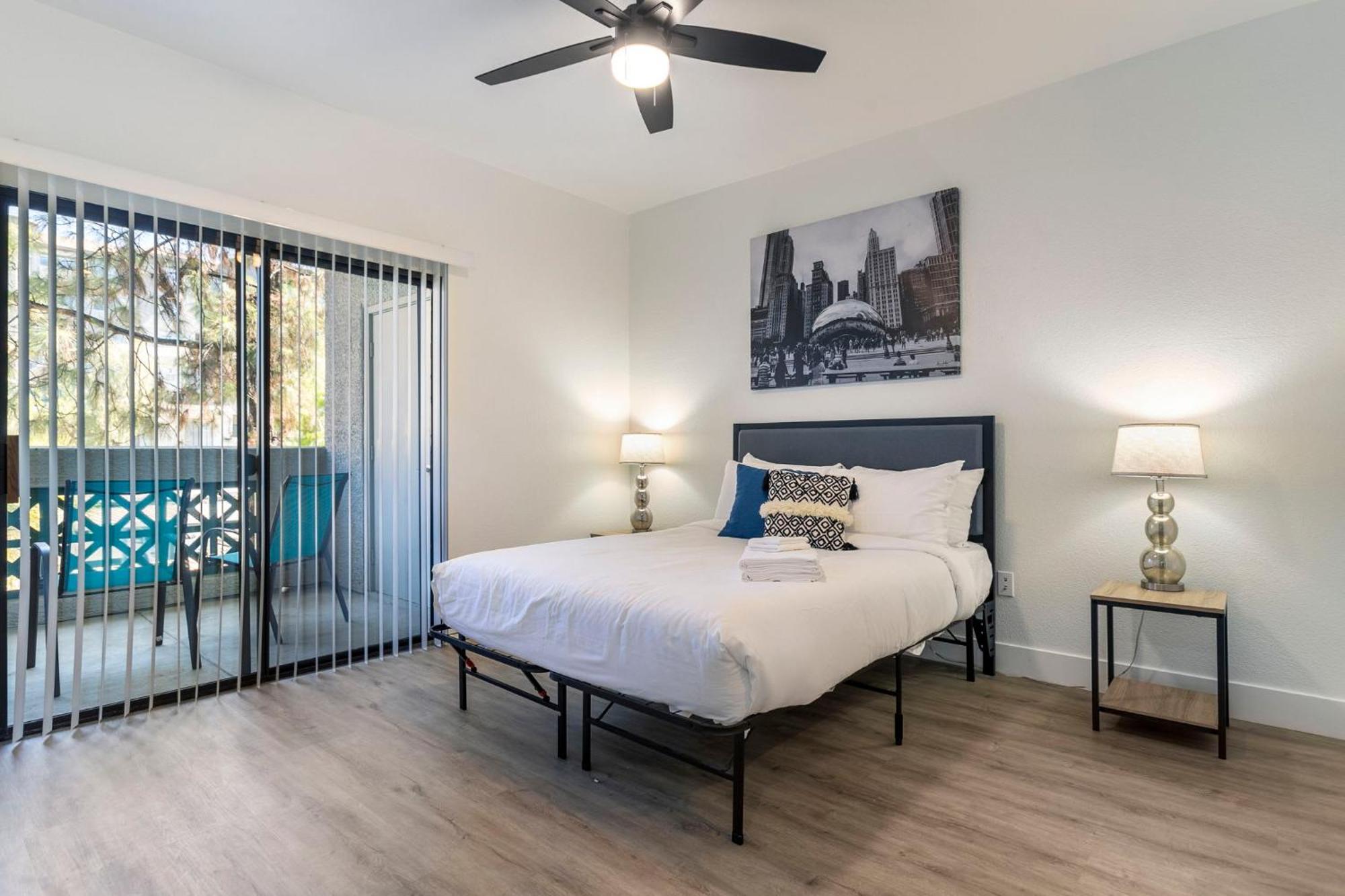 2br Cozysuites At Kierland Commons With Pool #05 * Scottsdale