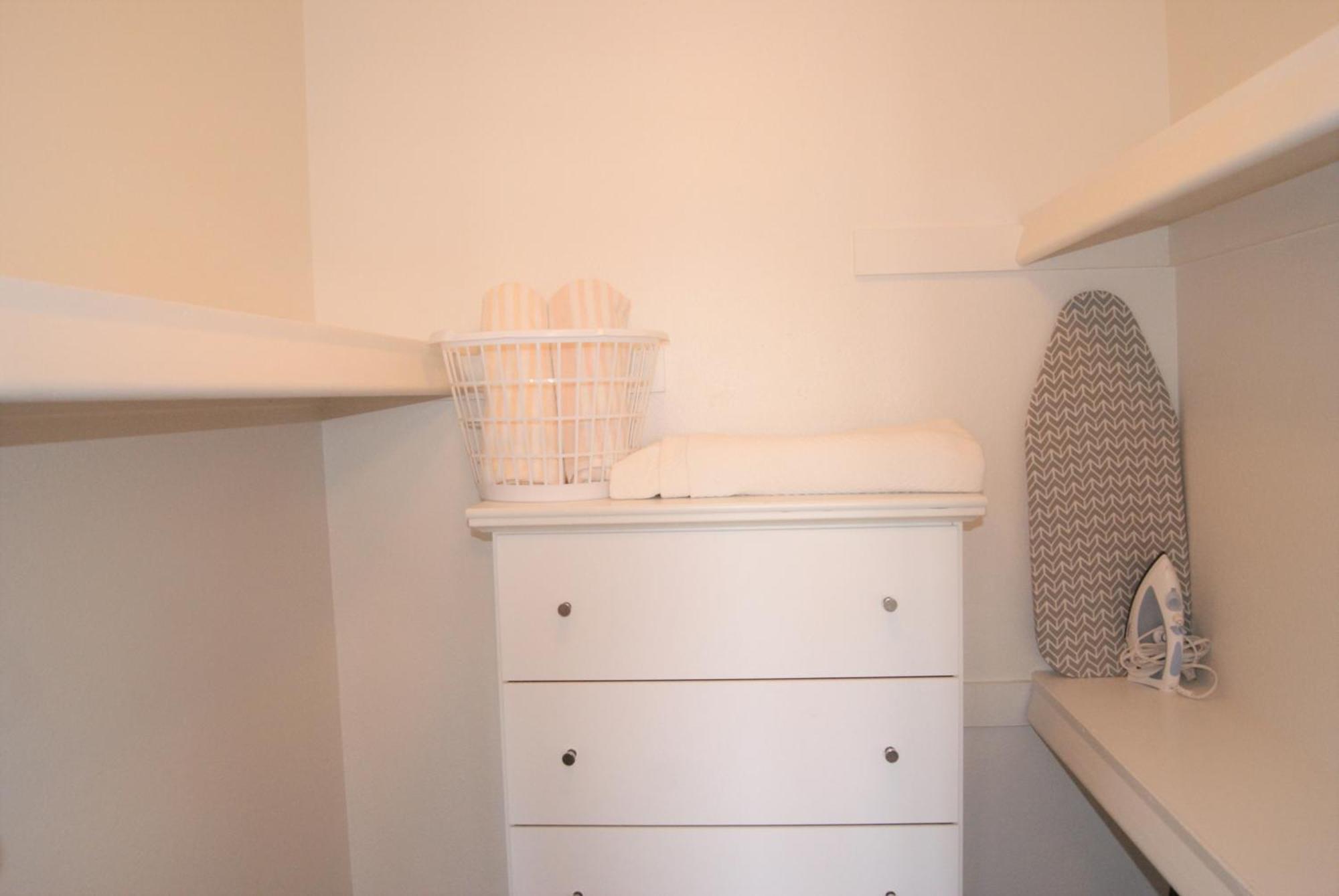 132 Fully Furnished, Amenities Galore Scottsdale