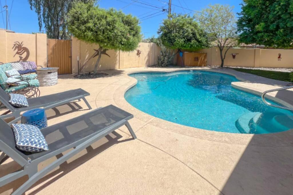 Heated Pool, King Beds, Bbq, Sleeps 10 Holiday home