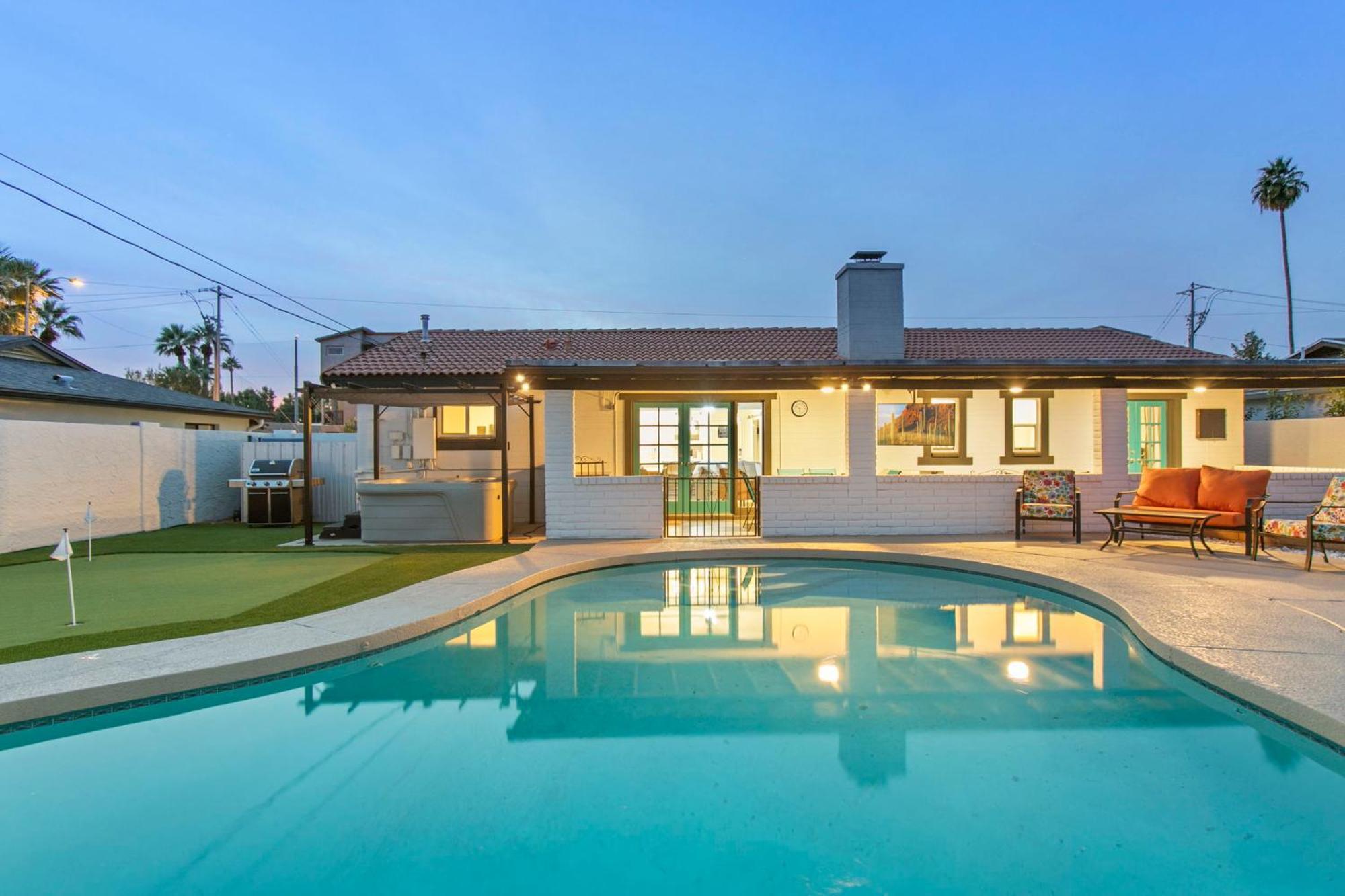 Holiday home Old Town Oasis Wheated Pool, Hot Tub, & Fire Pit