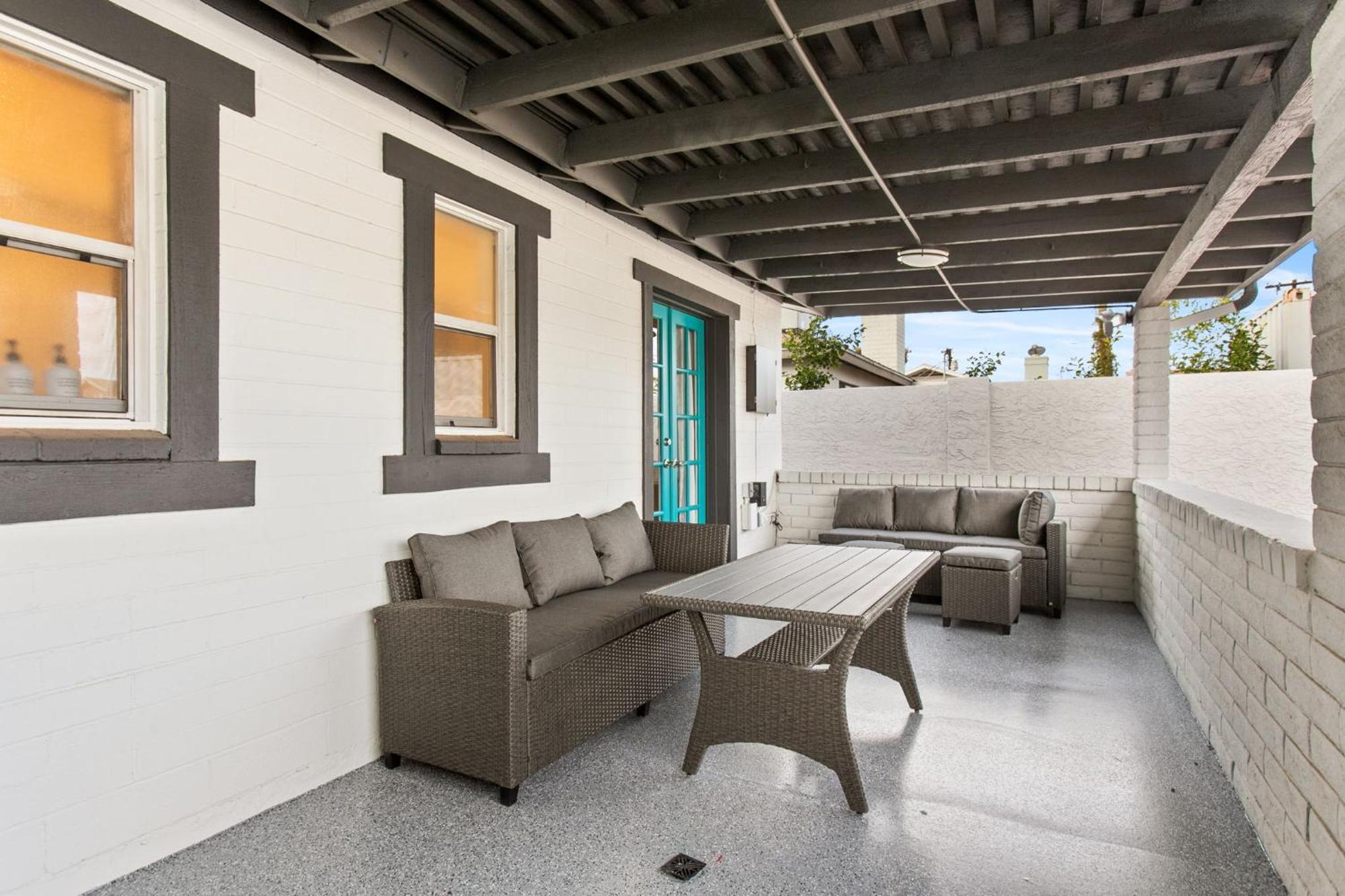 Old Town Oasis Wheated Pool, Hot Tub, & Fire Pit Holiday home *