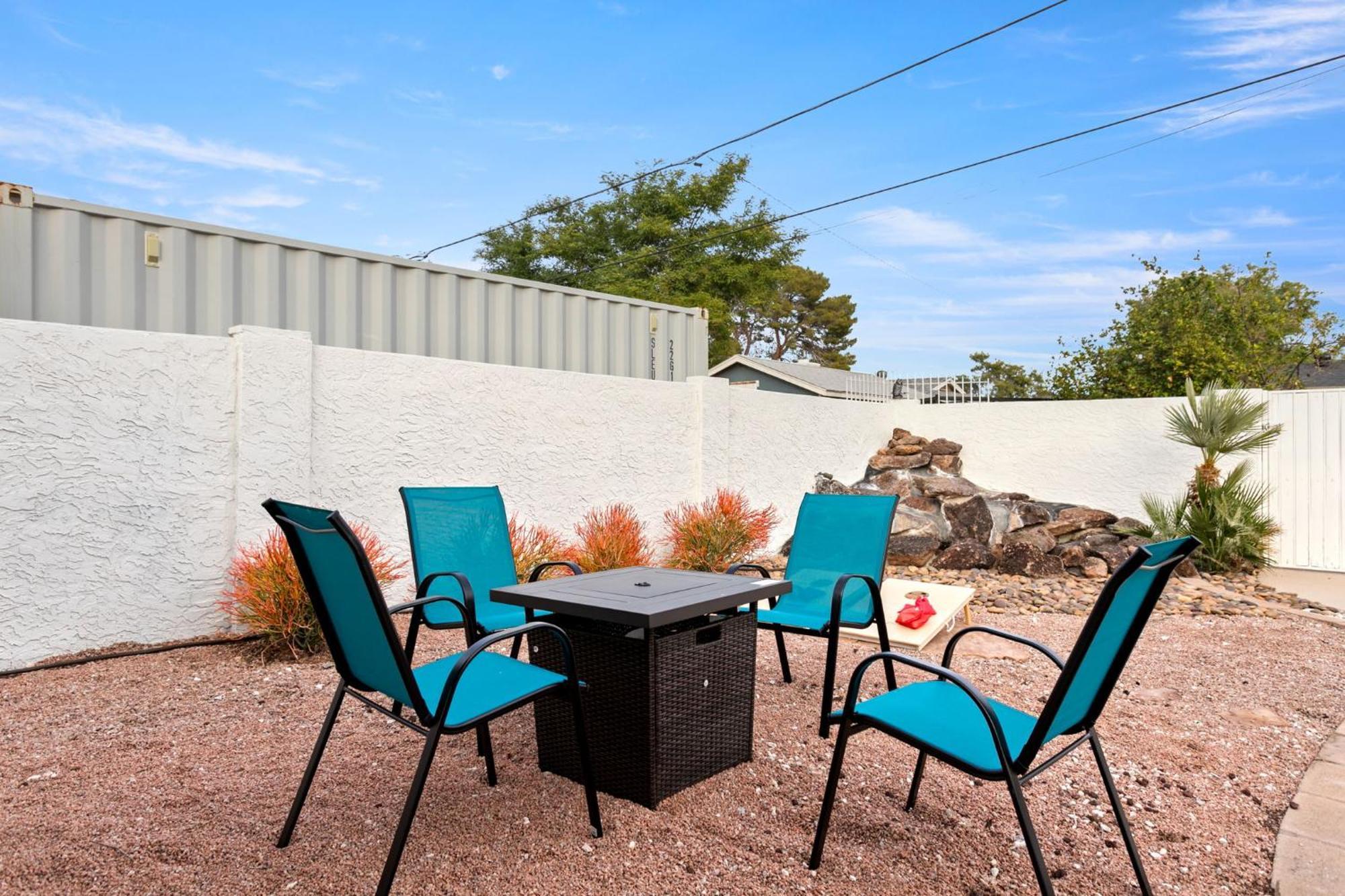 Holiday home Old Town Oasis Wheated Pool, Hot Tub, & Fire Pit *