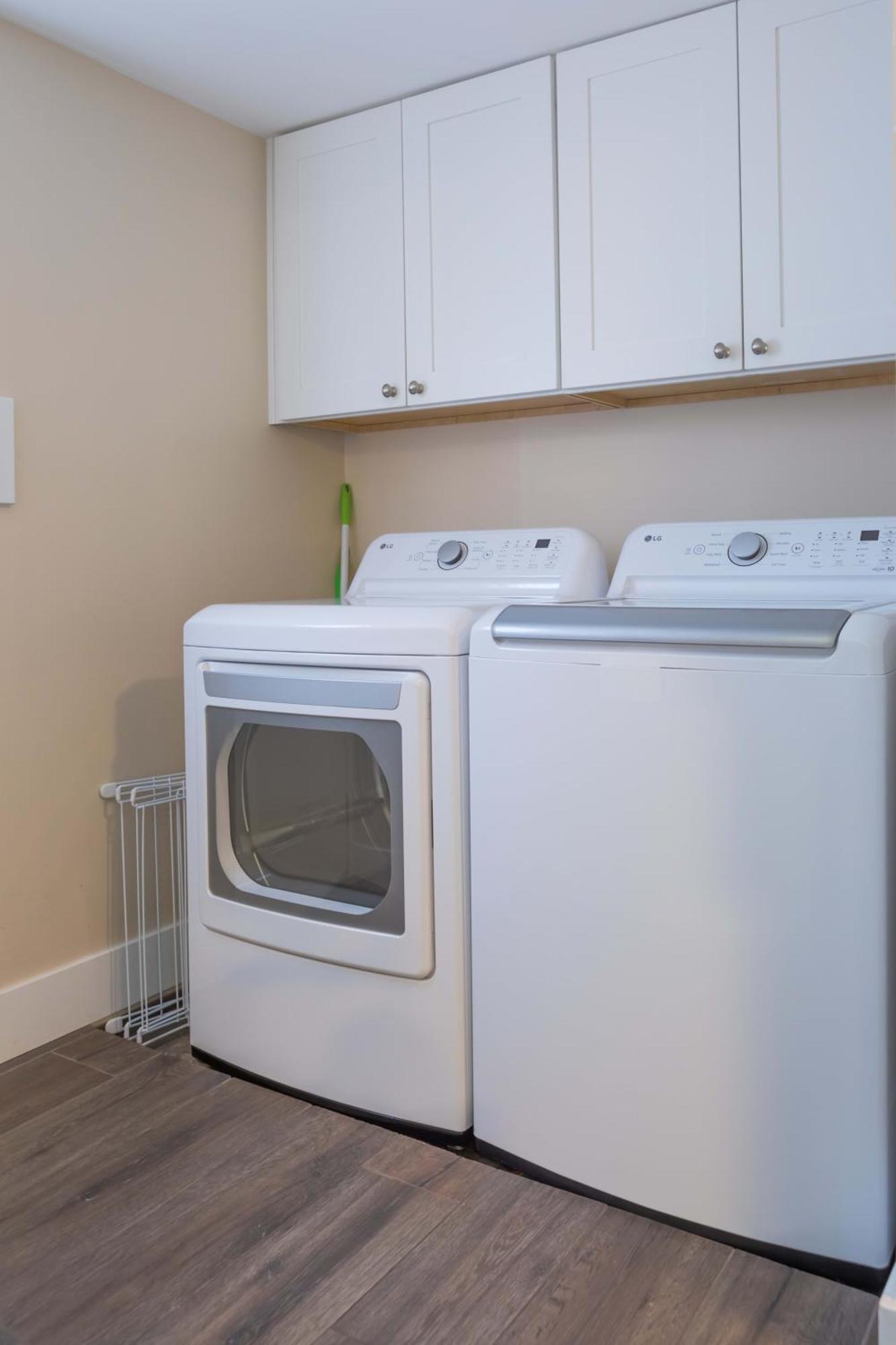 Charming House Near Kierland Pool Heater Hot Tub Holiday home *