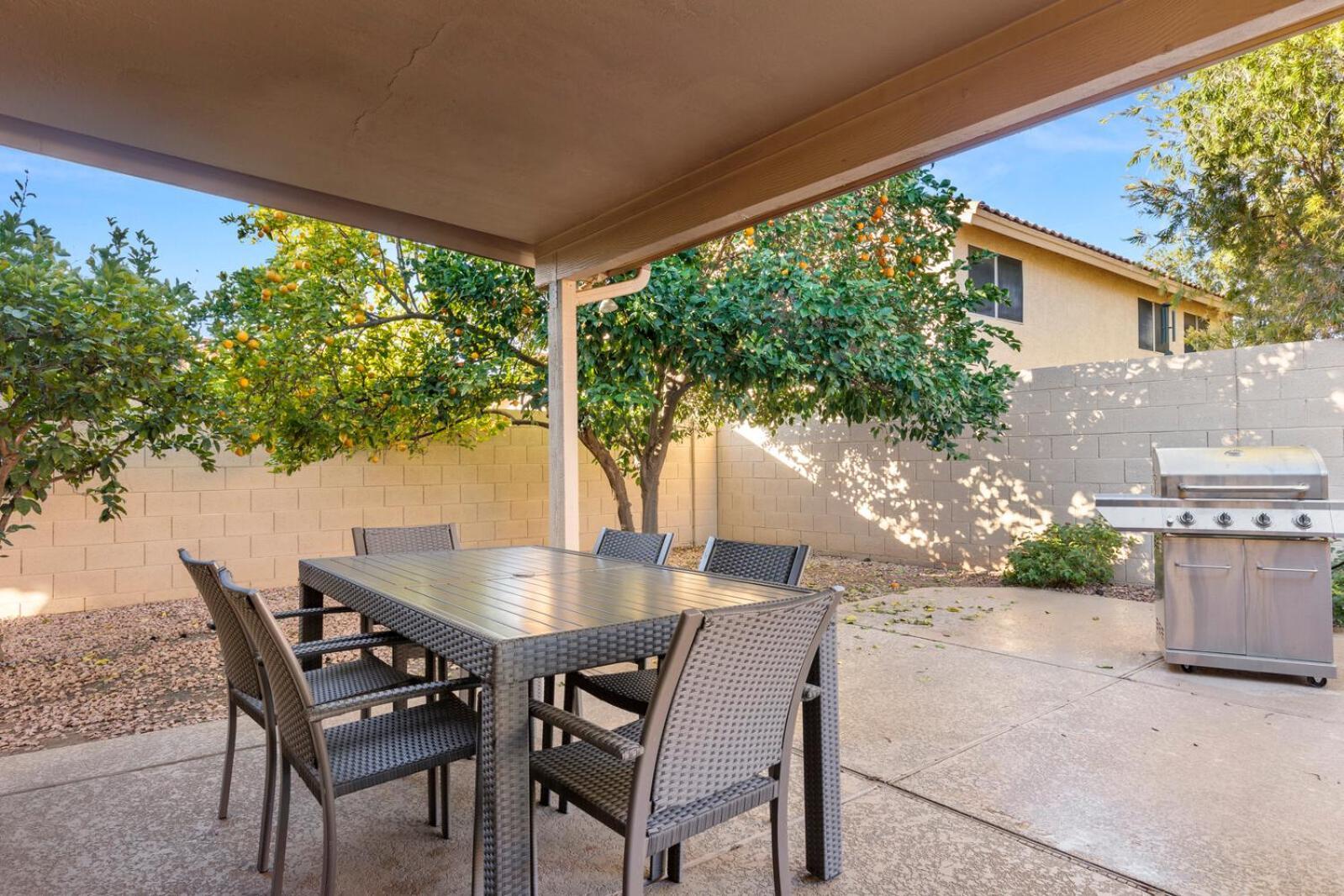 Upgraded 4br With Pool & Near Golf Holiday home *