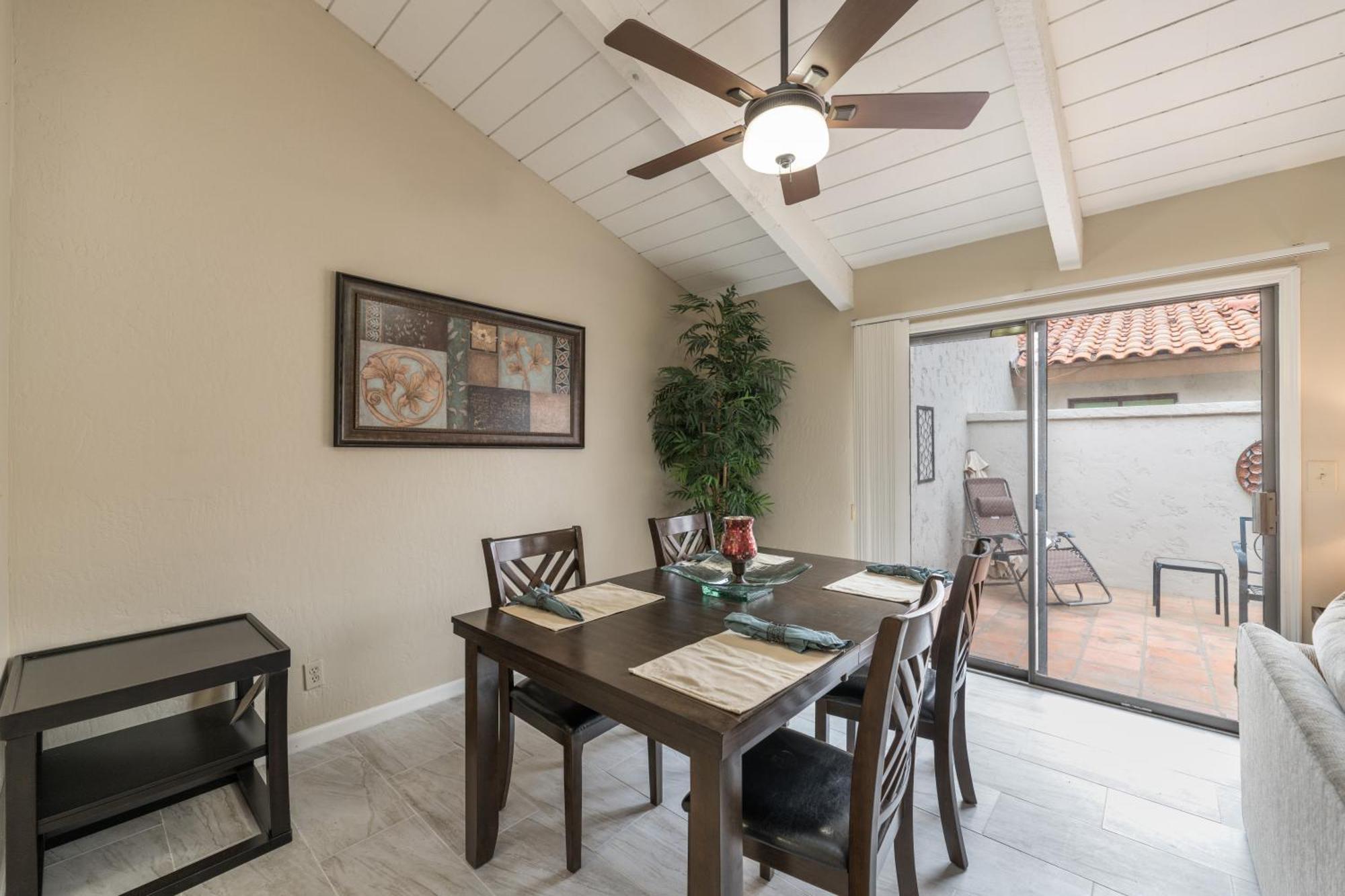 A Few Steps To Heated Pool, Tennis, Bike Trail Scottsdale