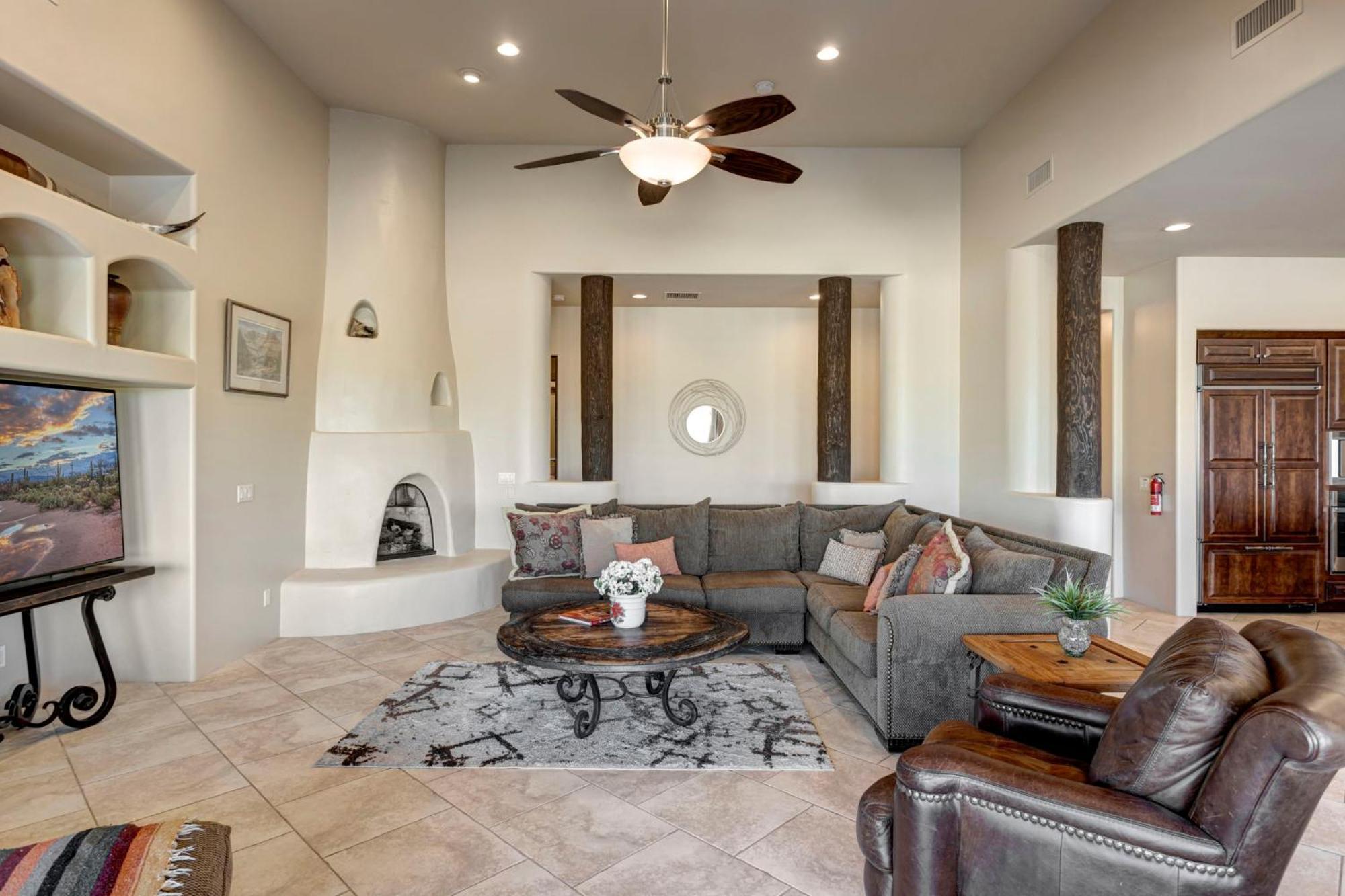 Rio Verde's Gelderland By Paseohomesaz With Heated Pool Holiday home *