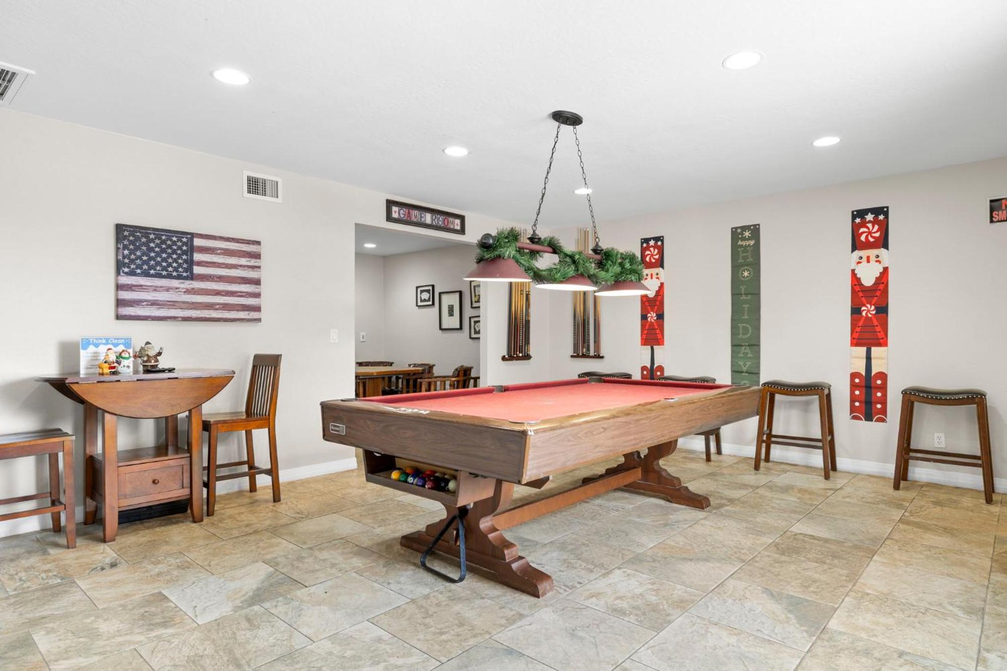 Andravida Of Old Town By Paseohomesaz - Shared Heated Pool/spa *